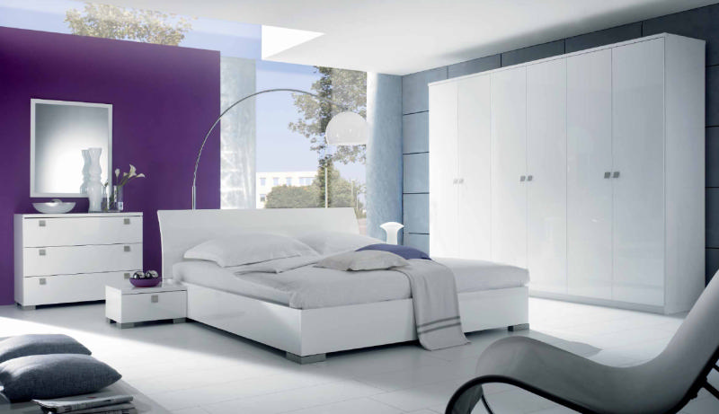 Lit moderne laqu&eacute; blanc de 90cmx200cm &agrave; 180cmx200cm "Muguet"