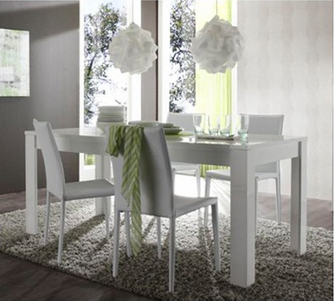 Table moderne blanc laqu&eacute;e "Trendy" 180cm