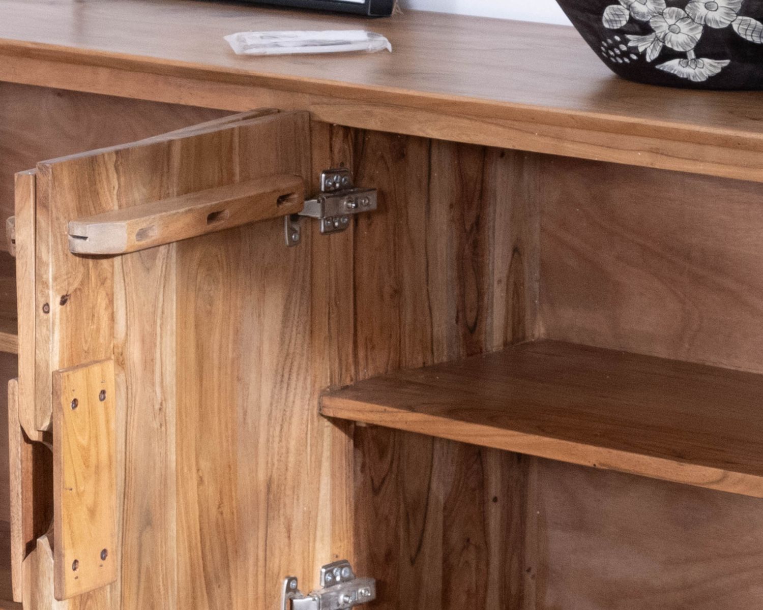 Bahut 4 portes en acacia et métal 160 cm "Novelli" esprit zen et épuré