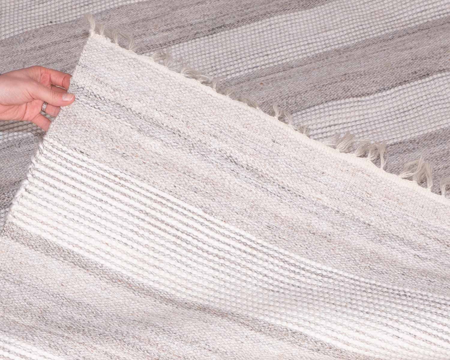 Tapis rayé coloris doux 120x180cm  "Chart" 