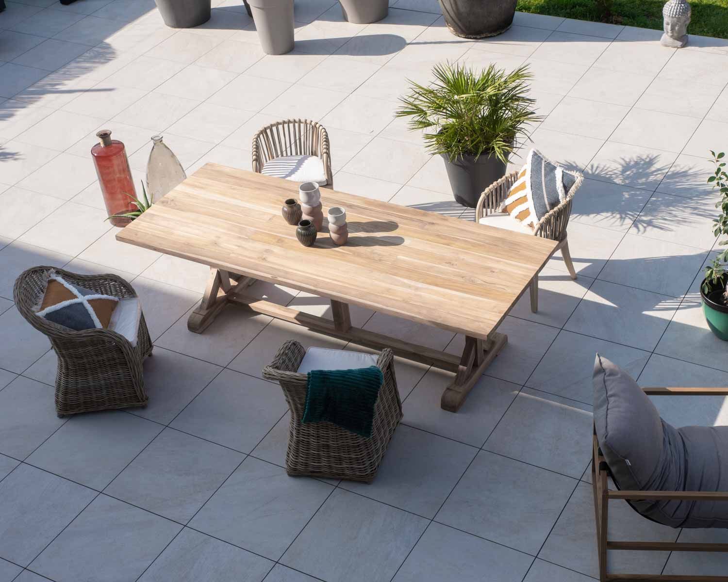 Table de repas extérieure rectangulaire en teck recyclé 260cm "Balangan Beach"