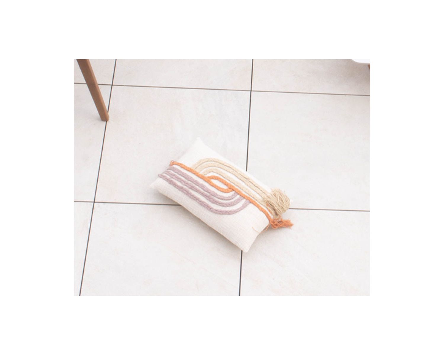 Coussin décoratif "Ethnic" coton coloré et brodé 50 x 30 cm