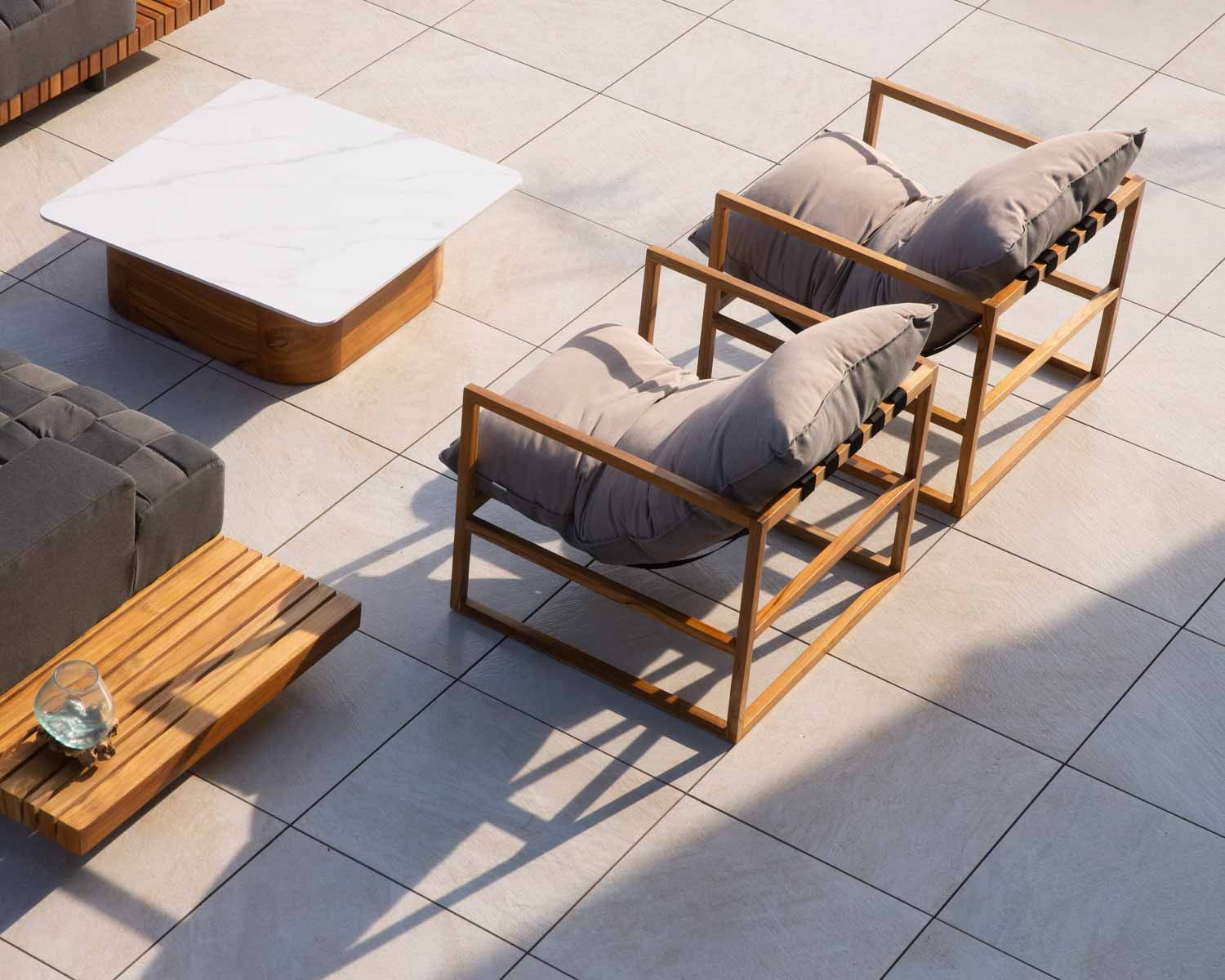 Fauteuil de jardin relax teck et tissu Sunbrella Taupe "Maluku Island"