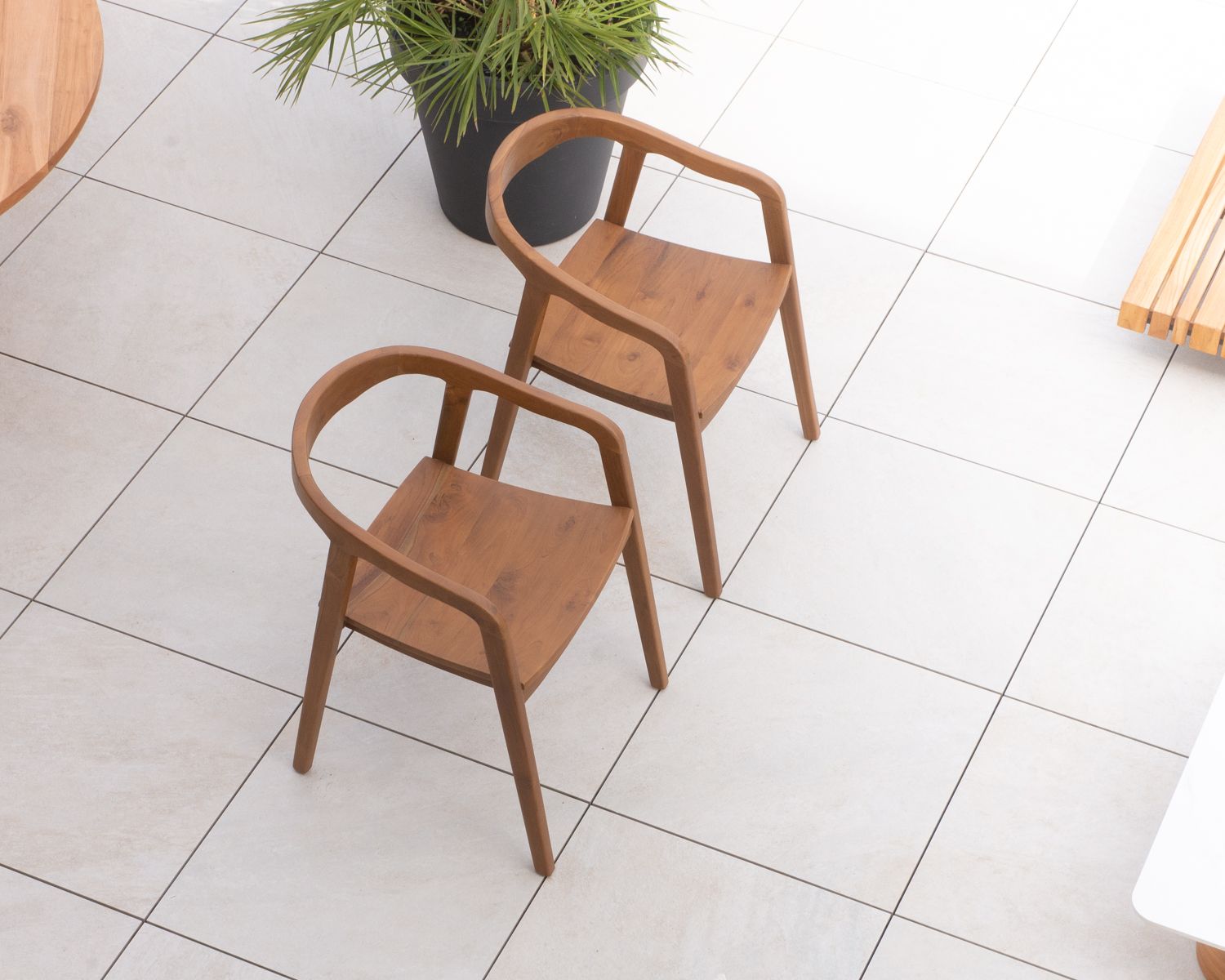 Chaise de repas en teck design esprit retro "Juan"