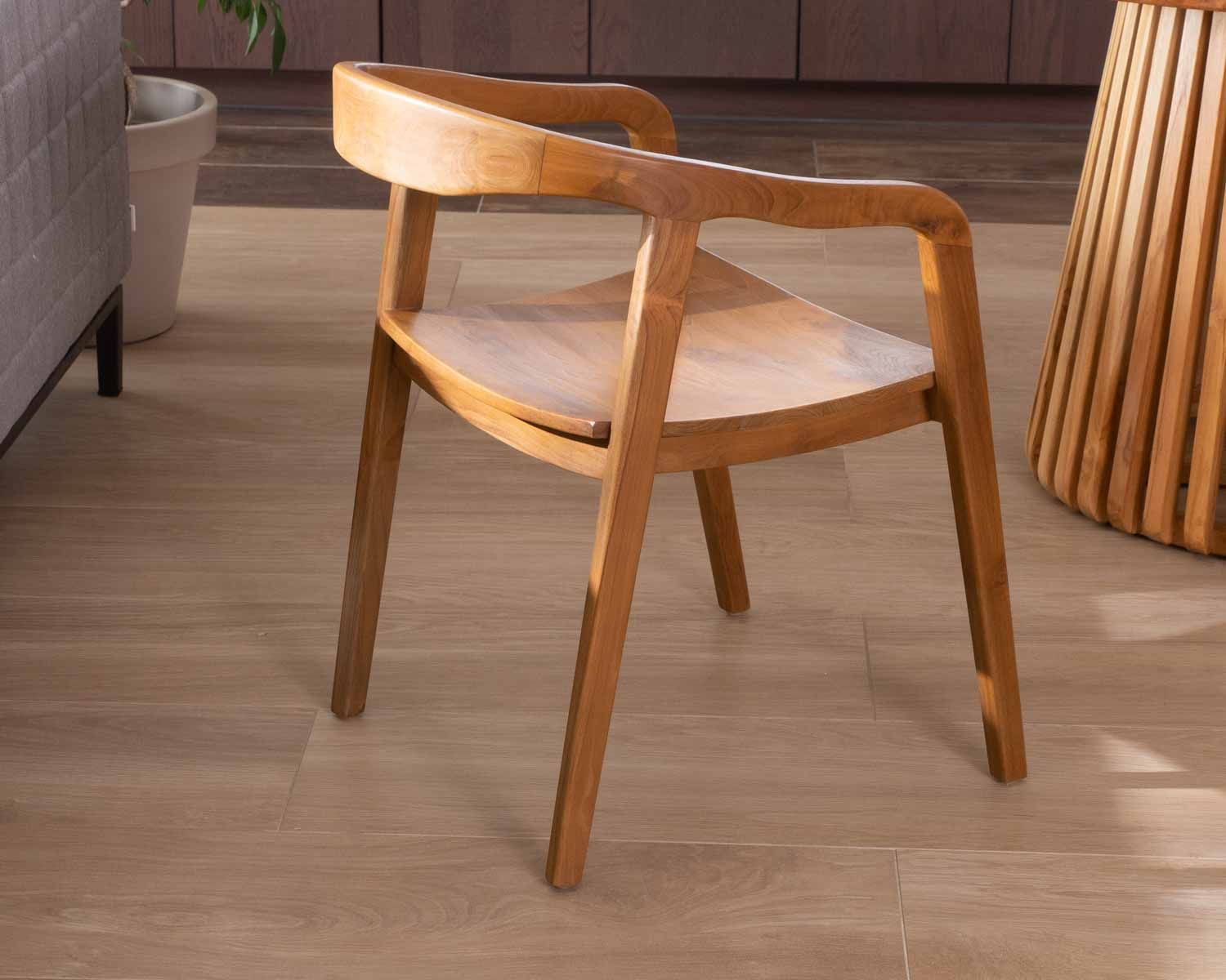 Chaise de repas en teck design esprit retro "Juan"