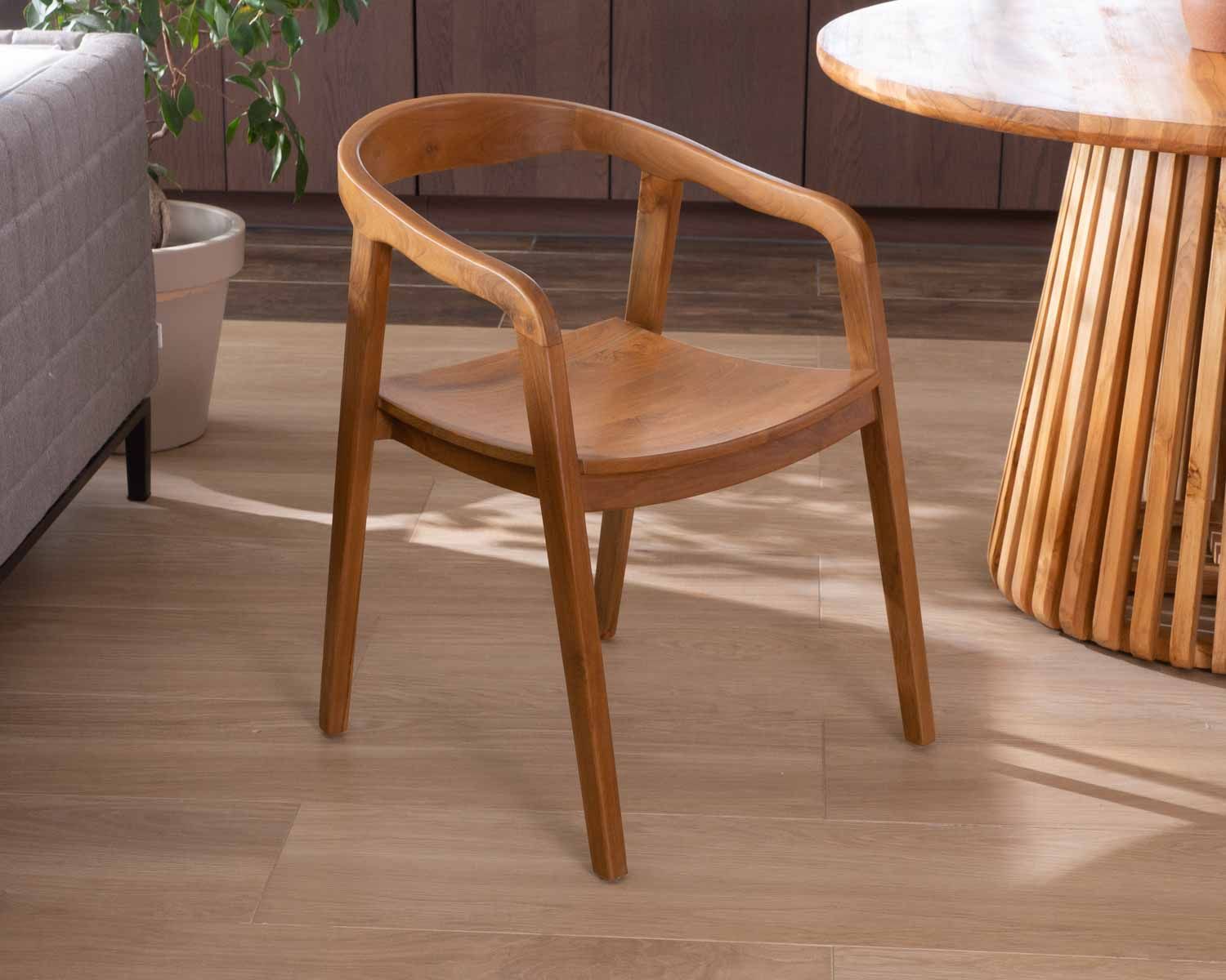 Chaise de repas en teck design esprit retro "Juan"