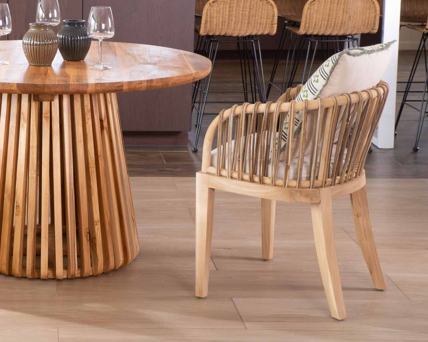 Chaise de jardin en teck et rotin "Wilma"