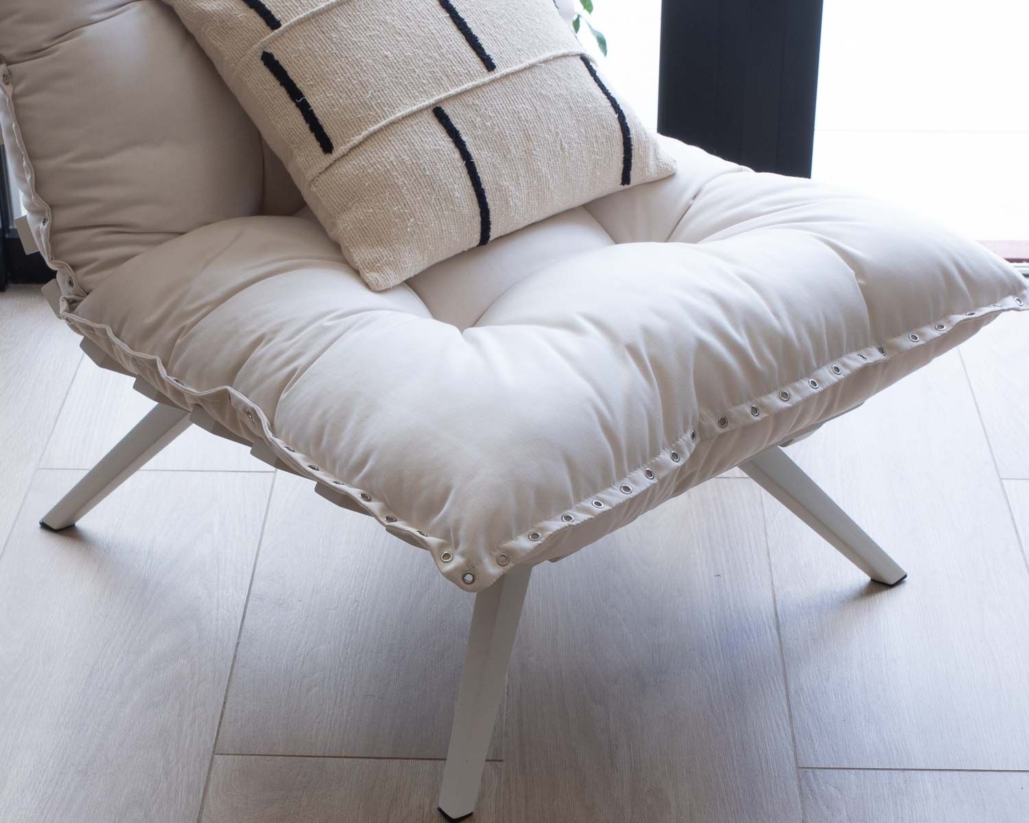 Fauteuil d'extérieur blanc avec repose-pieds modulaire structure aluminium blanche "Lisca"