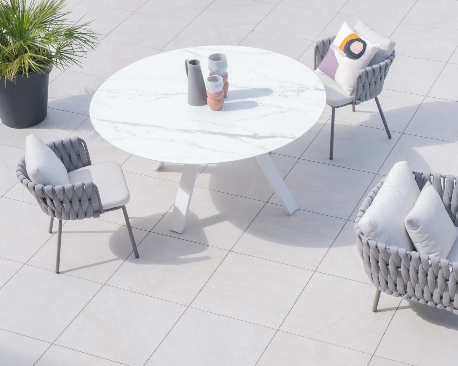 Lot de 2 chaises de jardin haut de gamme tissu gris et aluminium "Chinon"