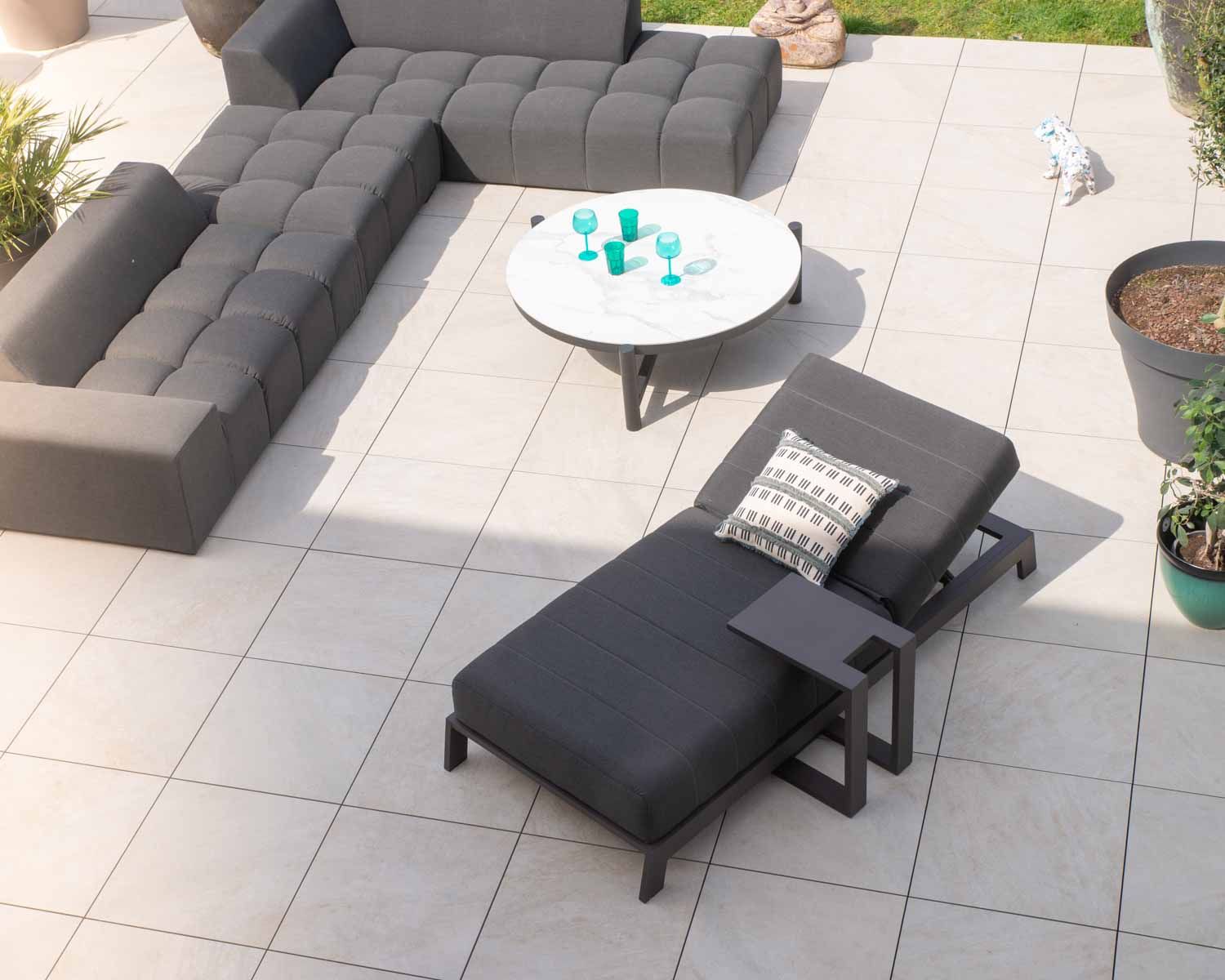 Bain de soleil 90 cm de large en aluminium noir et matelas gris "Terrasse"