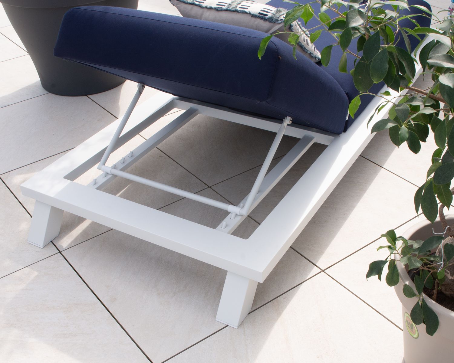 Transat haut de gamme bleu et blanc "Nusa Pedina" tissu Sunbrella