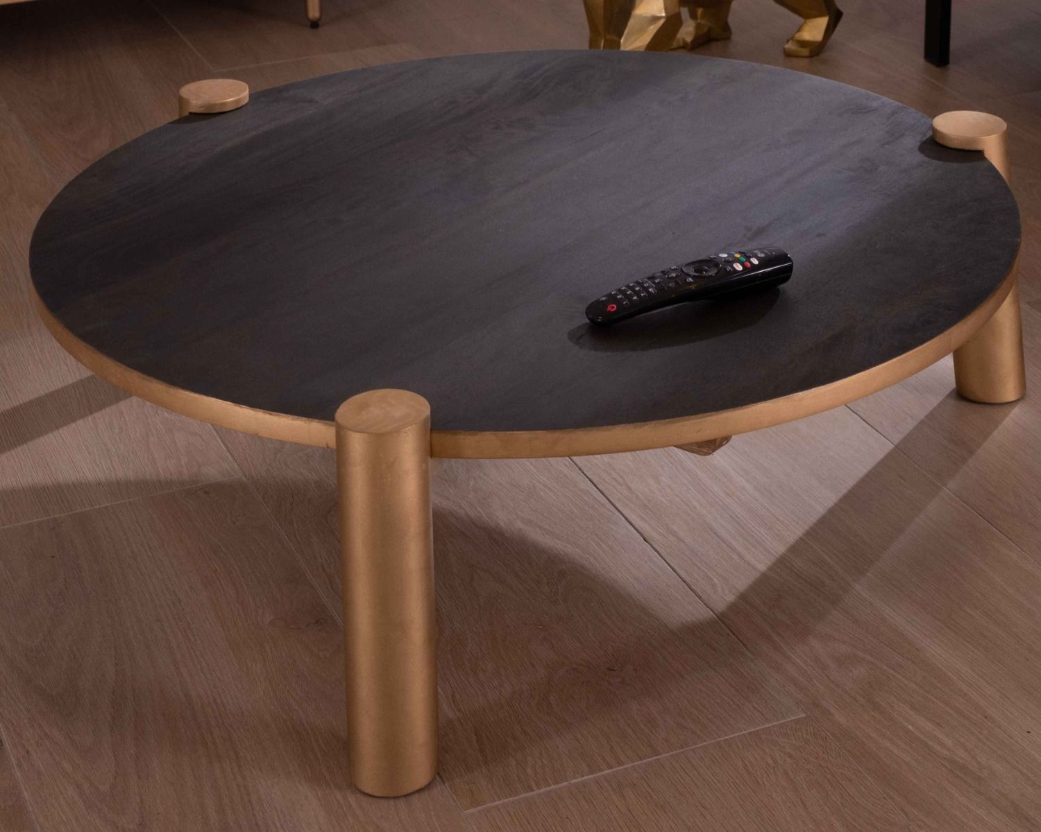 Table basse ronde en bois massif noir et doré "Pop Vintage" diam. 90cm