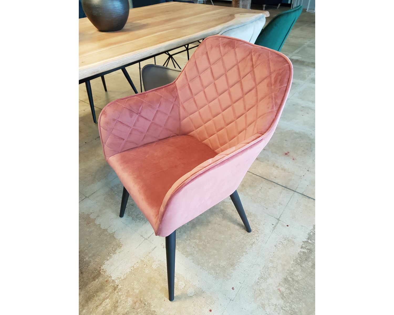 Chaise de repas accoudoir rose "Sando"