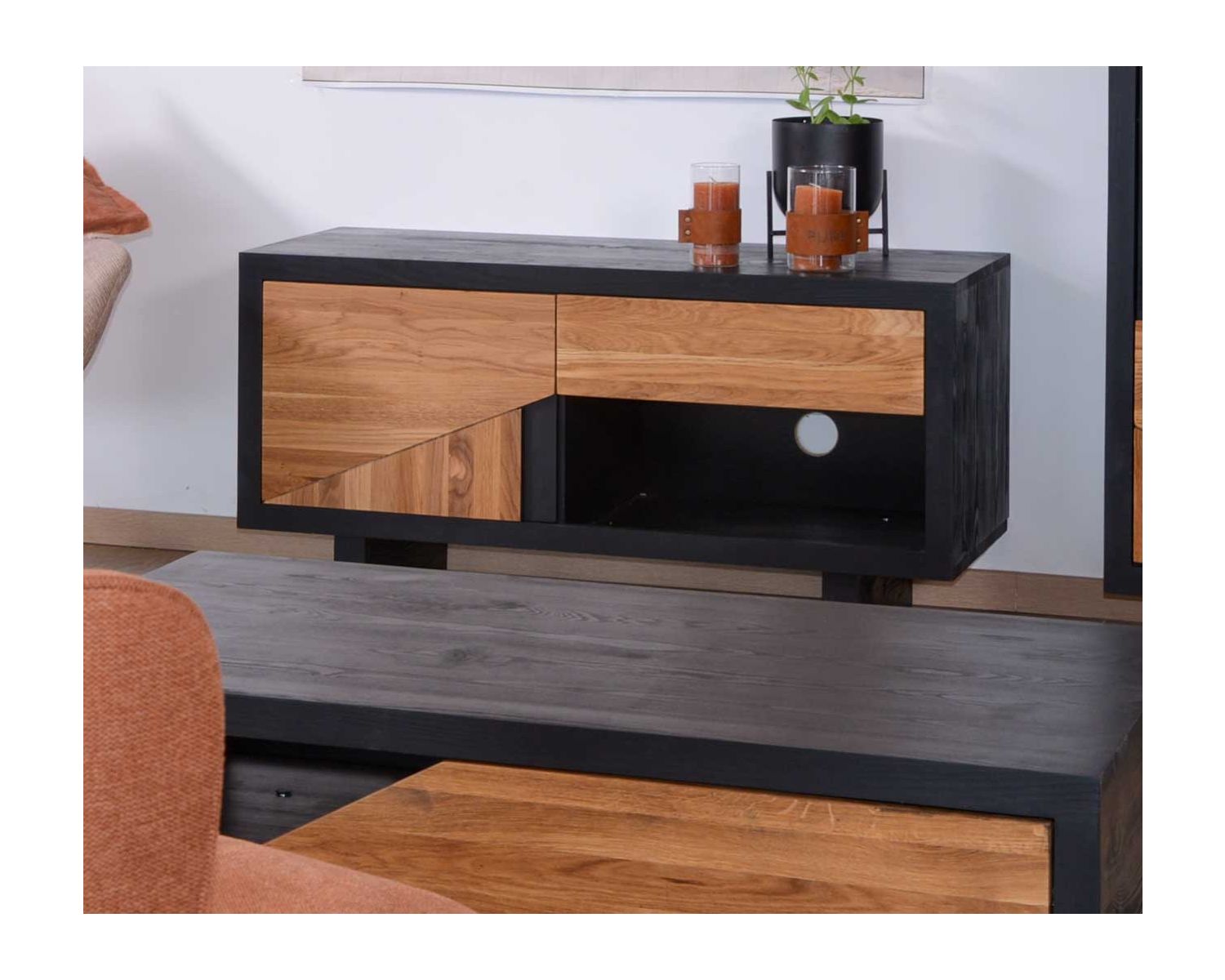Meuble TV design bois massif noir et naturel "Flix" 119 cm