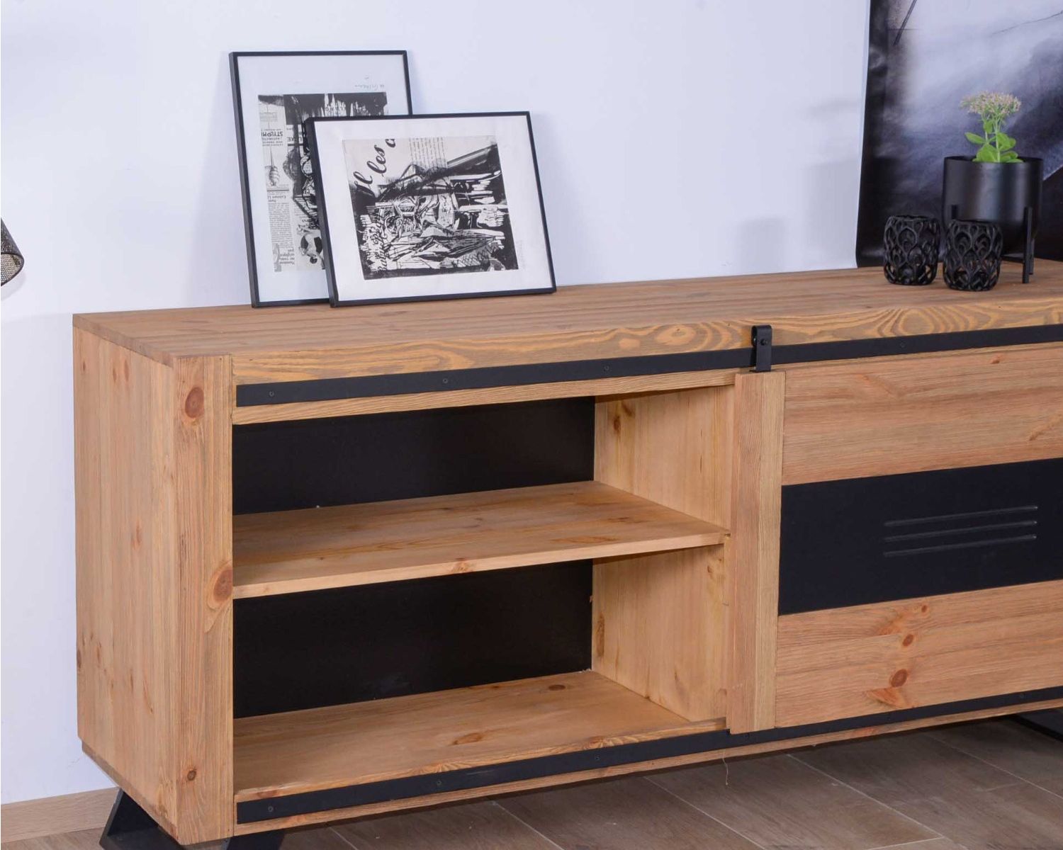 Grand buffet industriel pin brossé massif noir et bois "Cardiff"