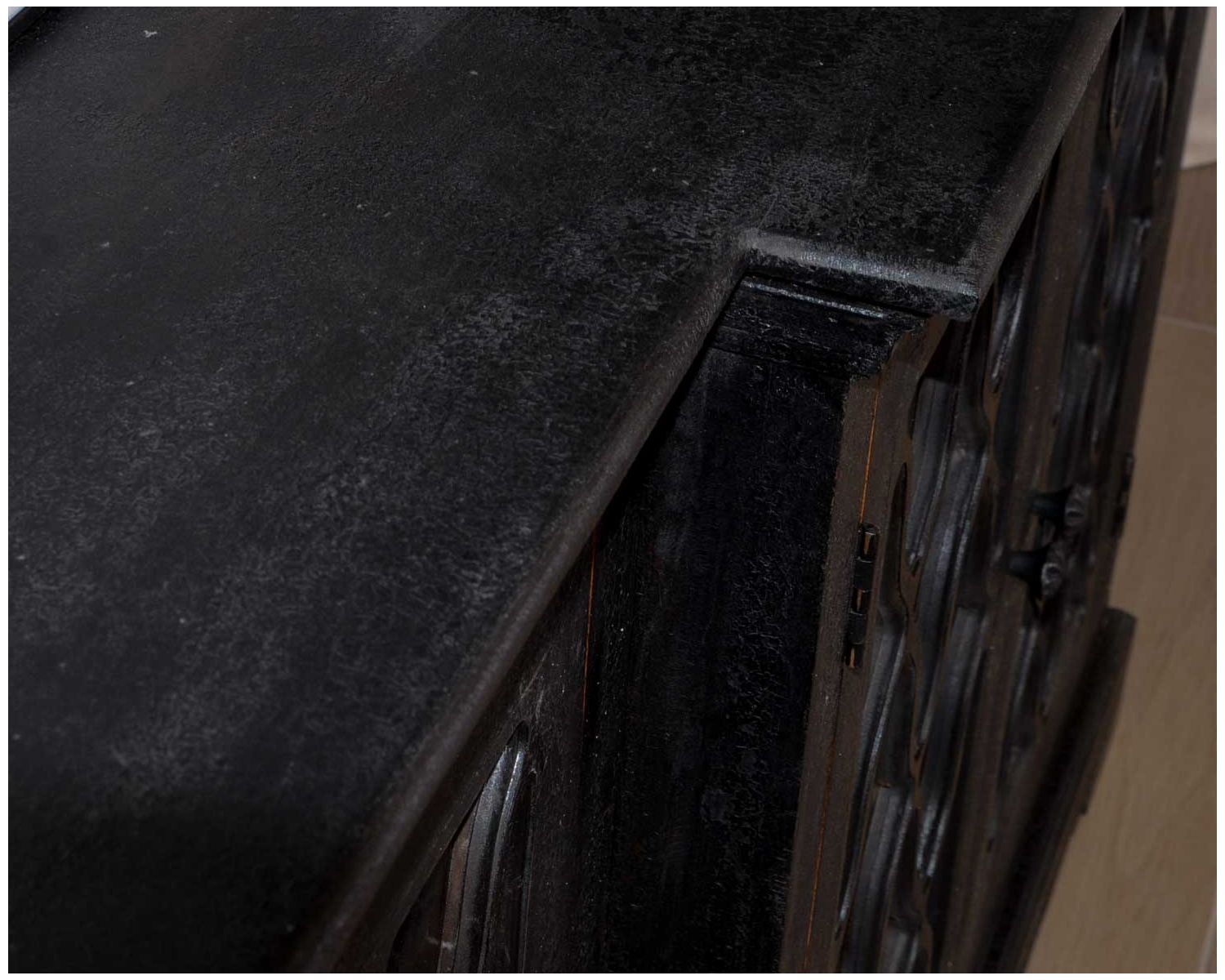 Bahut comptoir avec portes vitrées "Batti" en bois massif style rétro