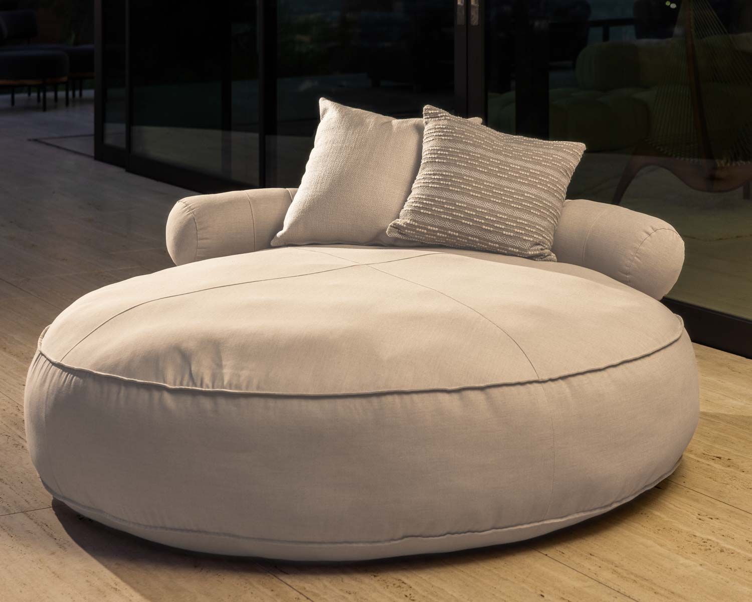 Bain de soleil rond et moelleux beige diamètre 1m80 "Saint Tropez"