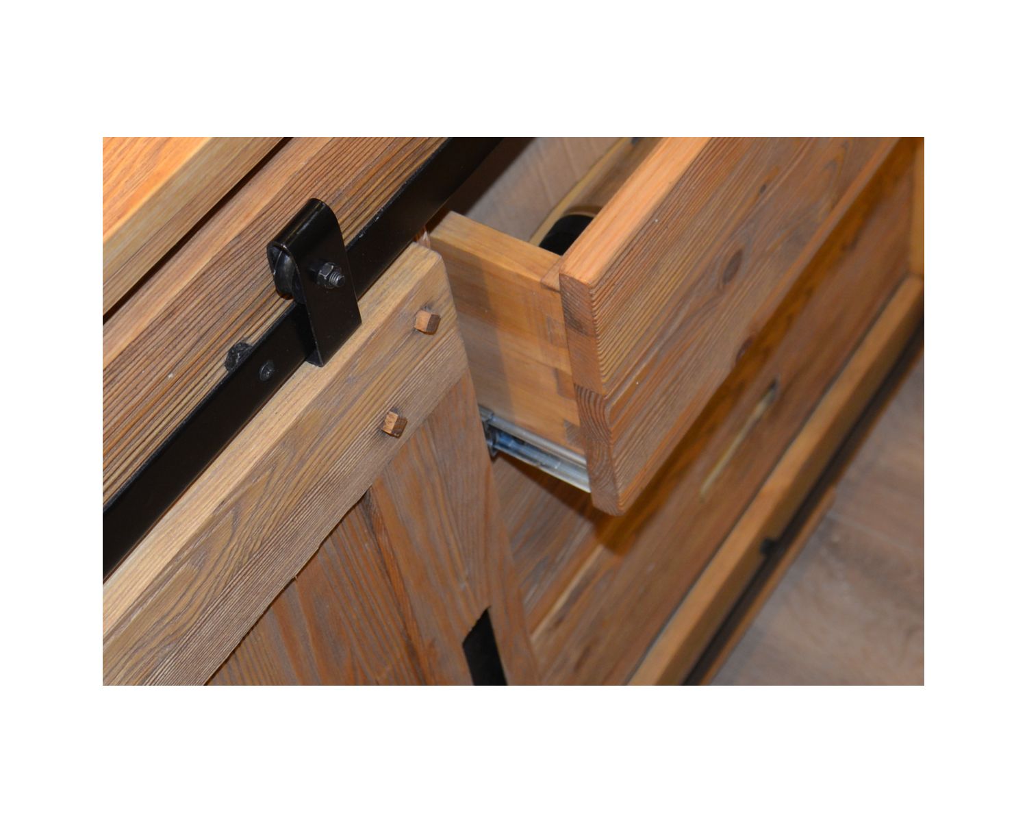 Bahut industriel 3 tiroirs et porte coulissante "Lugano"