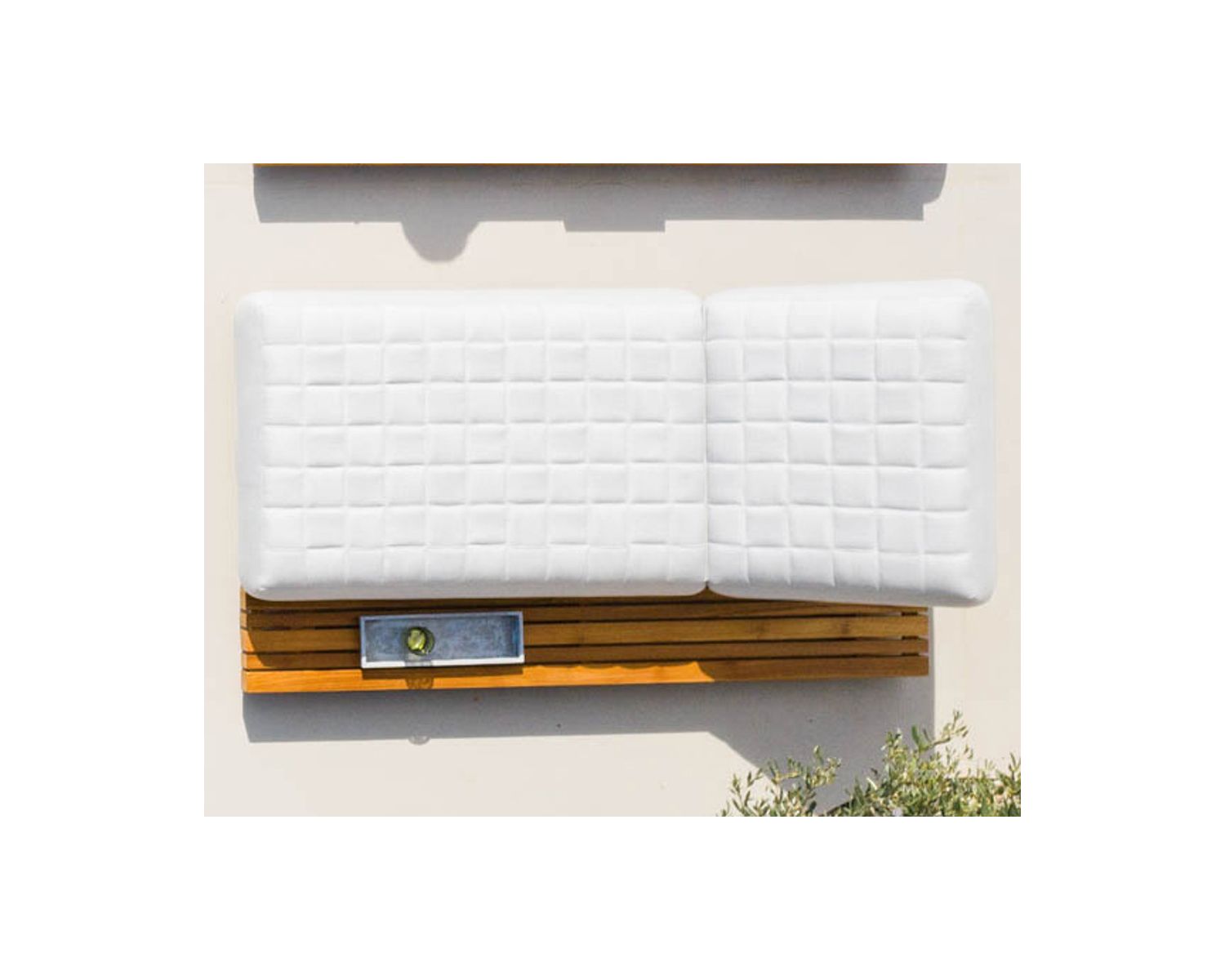 Chaise longue ultra confort teck tissu Sunbrella blanc cassé "Lombok"