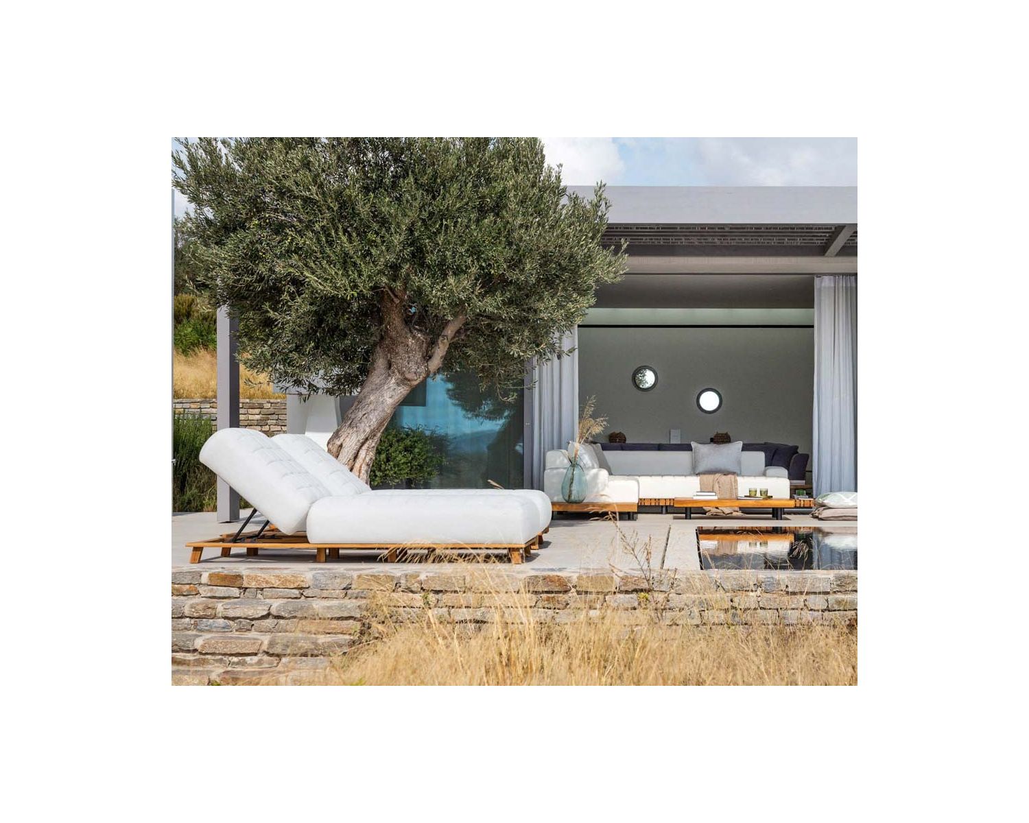 Chaise longue ultra confort teck tissu Sunbrella blanc cassé "Lombok"