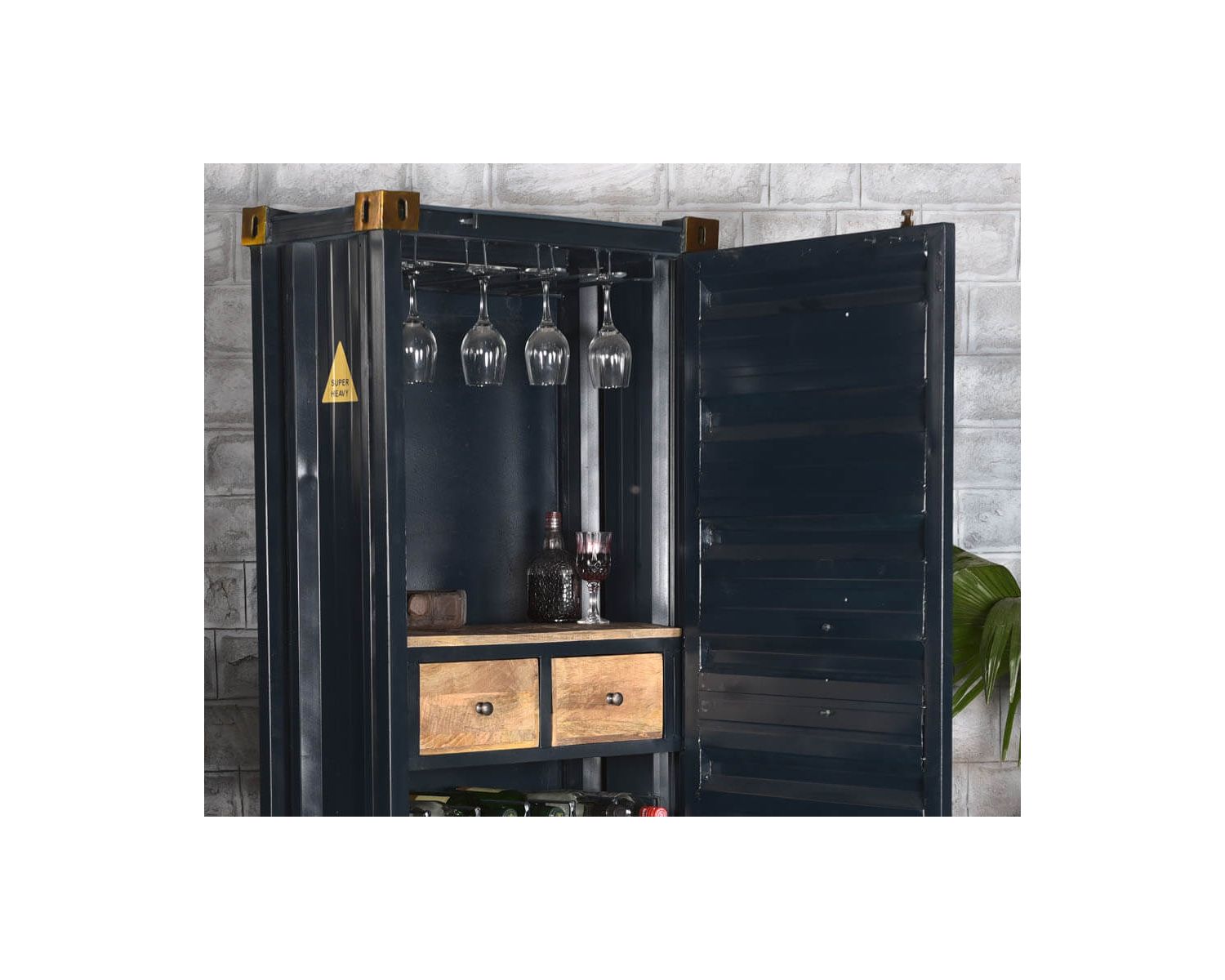 Meuble bar container esprit récup en métal bleu nuit et bois "Crazy" haut. 178cm