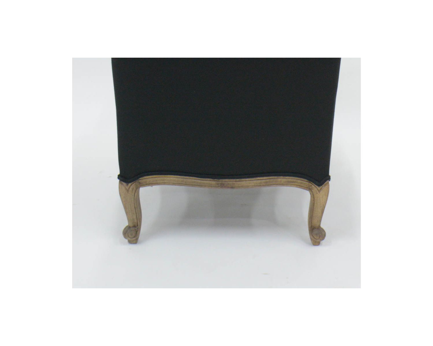 Fauteuil bergère "Sofia" bois massif et tissu noir et blanc à losanges