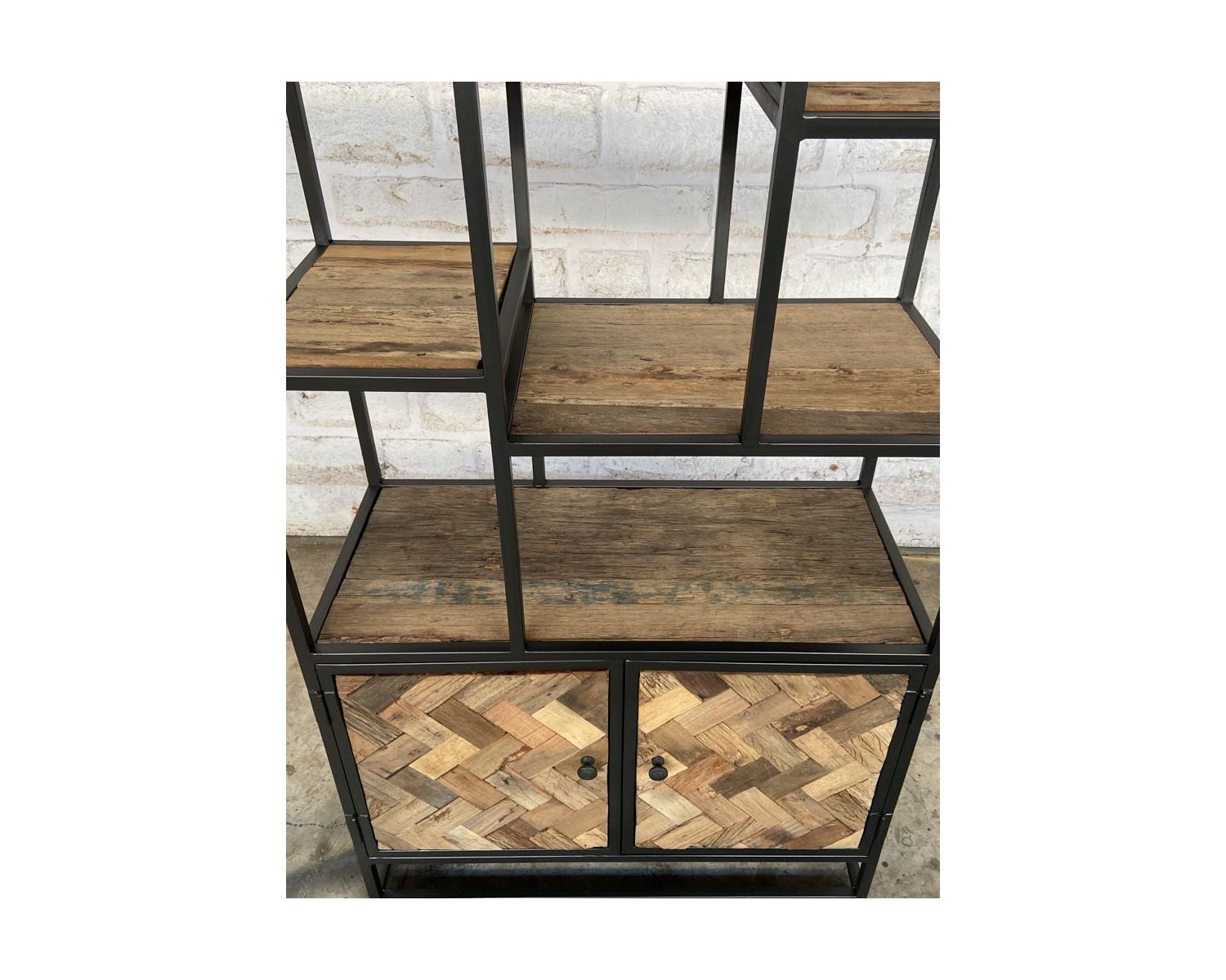 Bibliothèque industrielle 180x90 cm métal gris et manguier "Kaloupilé"