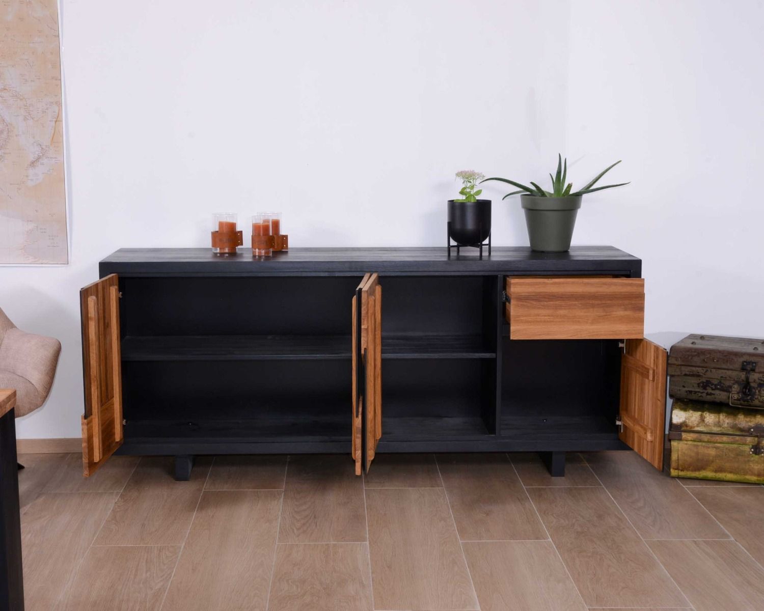 Buffet noir et bois style contemporain 4 portes 1 tiroir "Flix"
