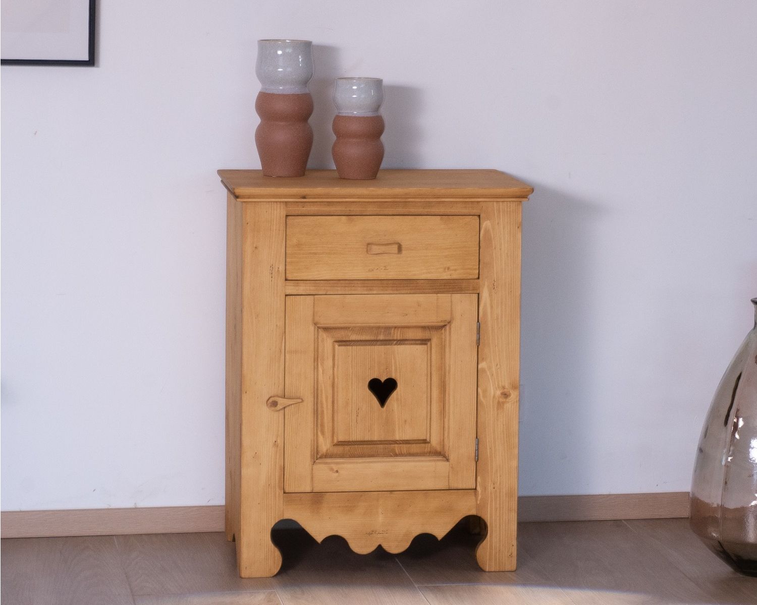 Confiturier 1 porte,1 tiroir pin massif  "P'tit Cœur"