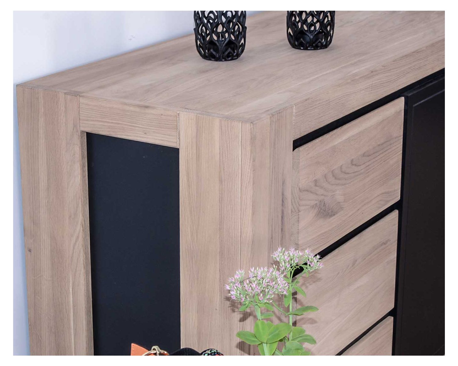 Buffet bas contemporain en chêne massif 4 portes "Cleveland"