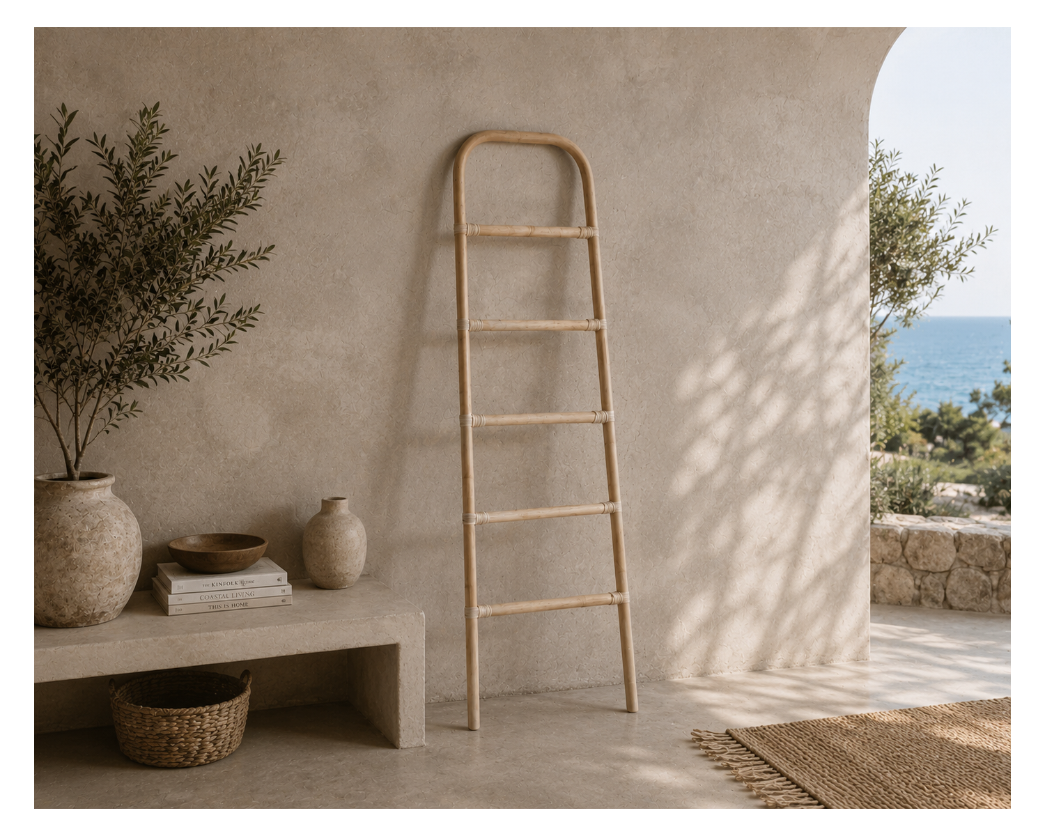 Échelle décorative en rotin naturel "Solira" esprit bohème, porte-serviettes