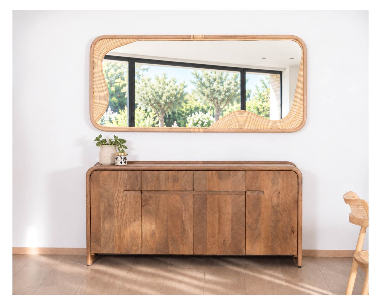 Grand miroir 180x70 cm cadre en rotin "Solira" motif et design organique