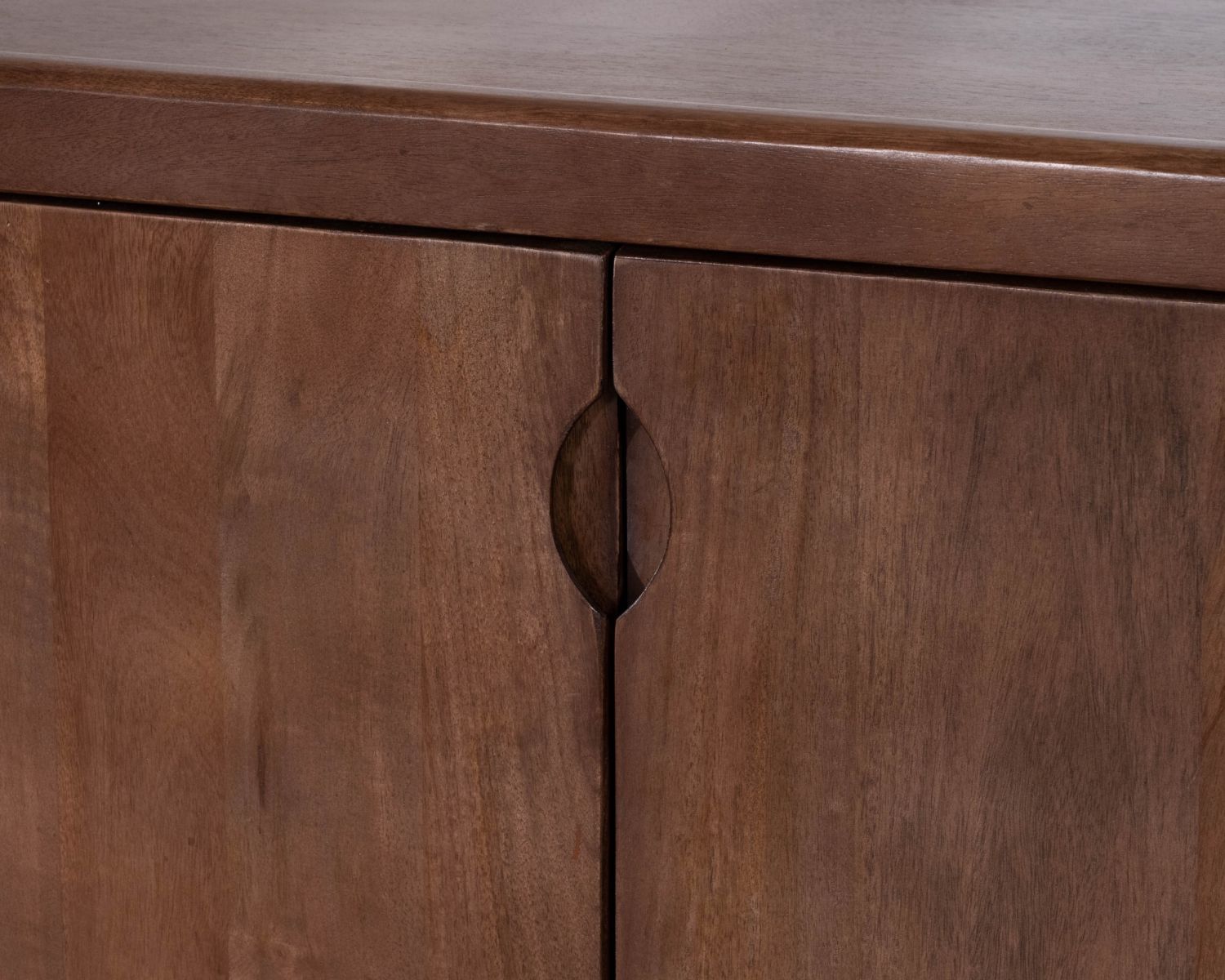 Enfilade esprit rétro chic 4 portes 180 cm en manguier massif teinte noyer "Odessa"