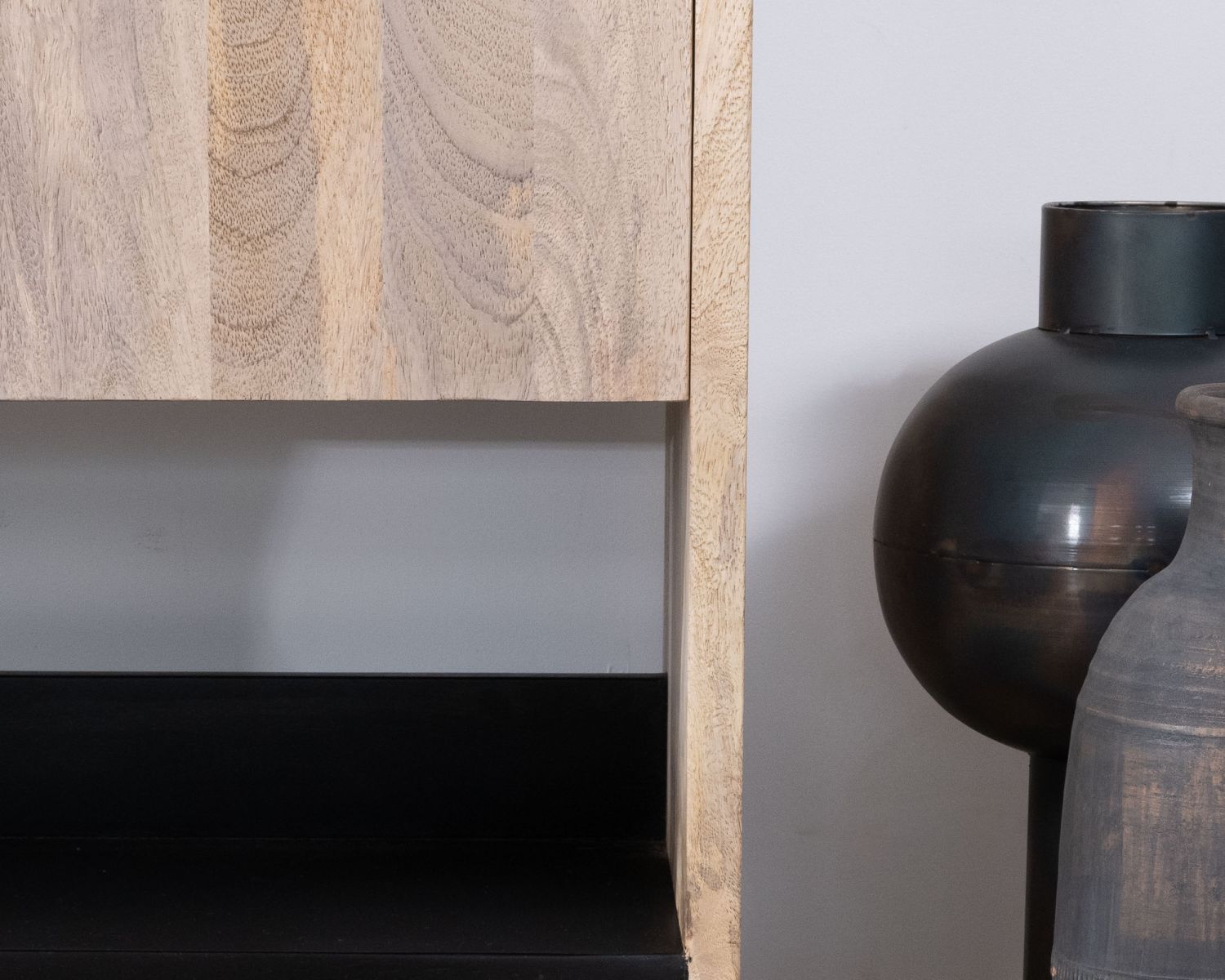 Meuble sous vasque double en bois graphique naturel et noir "Nani" 140 cm