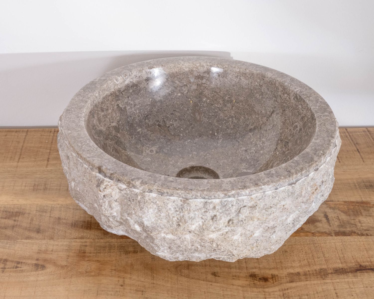 Vasque ronde en marbre gris extérieur brut et texturé "Stone" diamètre  40 cm