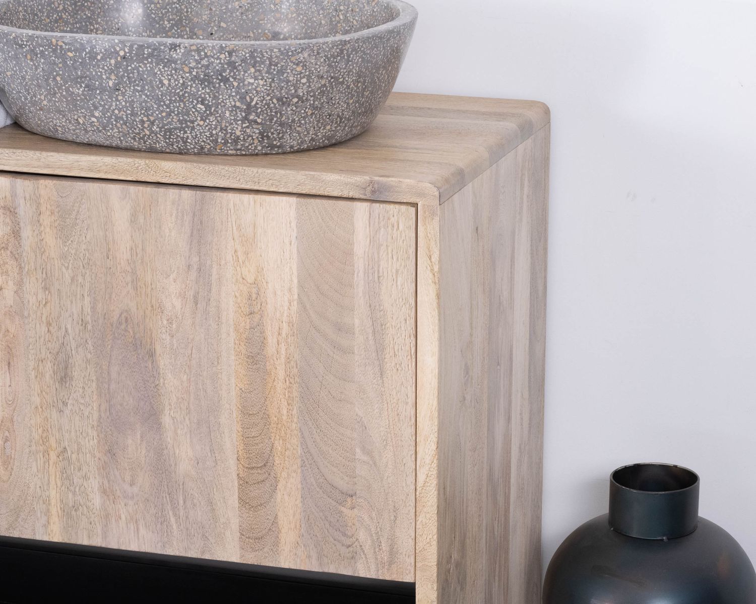Meuble sous vasque double en bois graphique naturel et noir "Nani" 140 cm