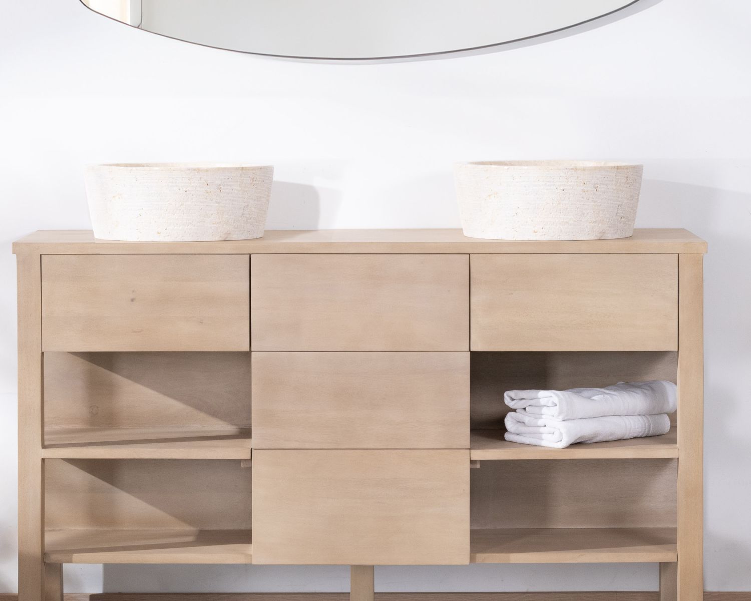 Meuble sous vasque 120 cm en manguier blanchi avec niches et tiroirs "Kahiko"