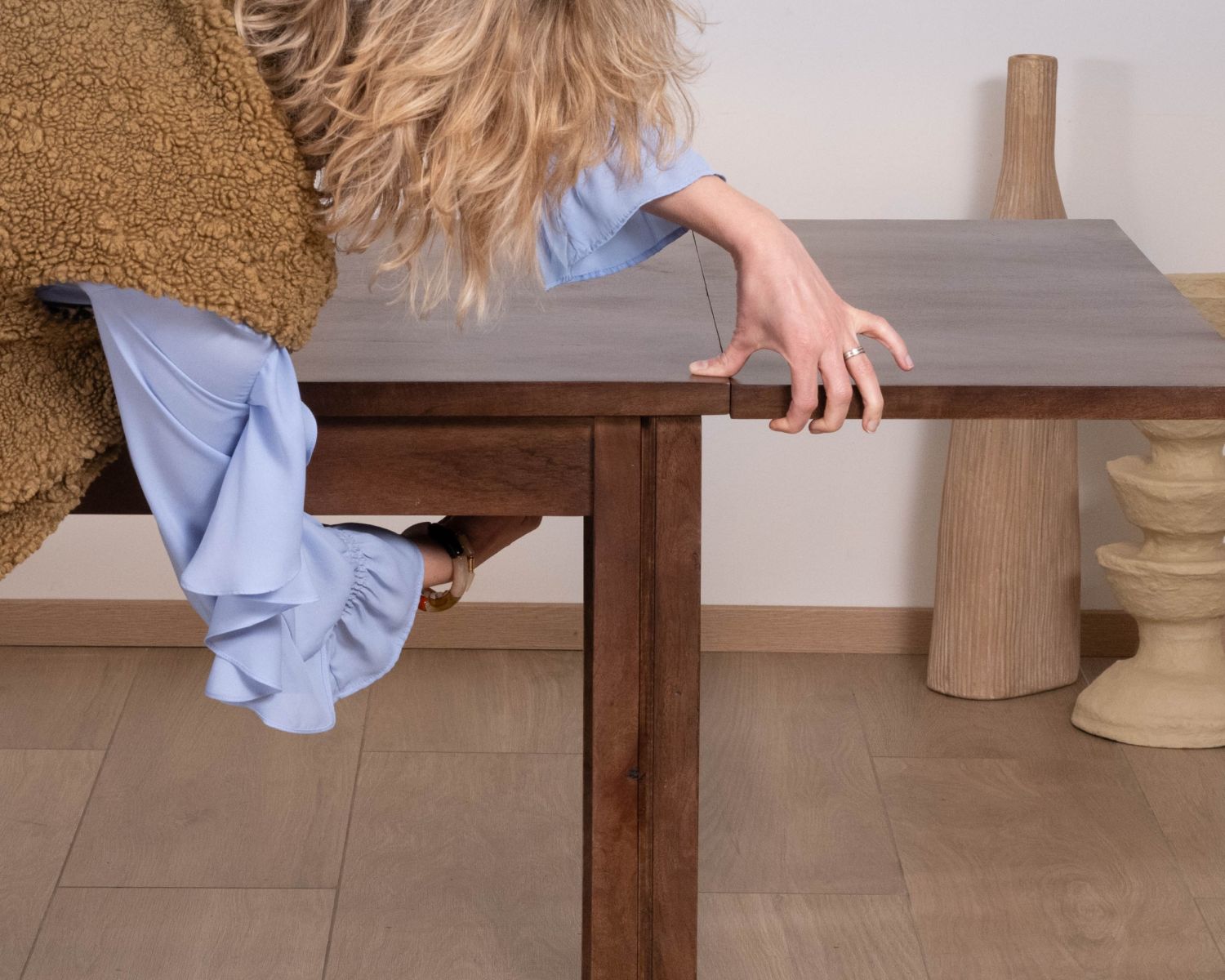 Table extensible en manguier massif teinte noyer "Sicora" 180 à  cm esprit zen