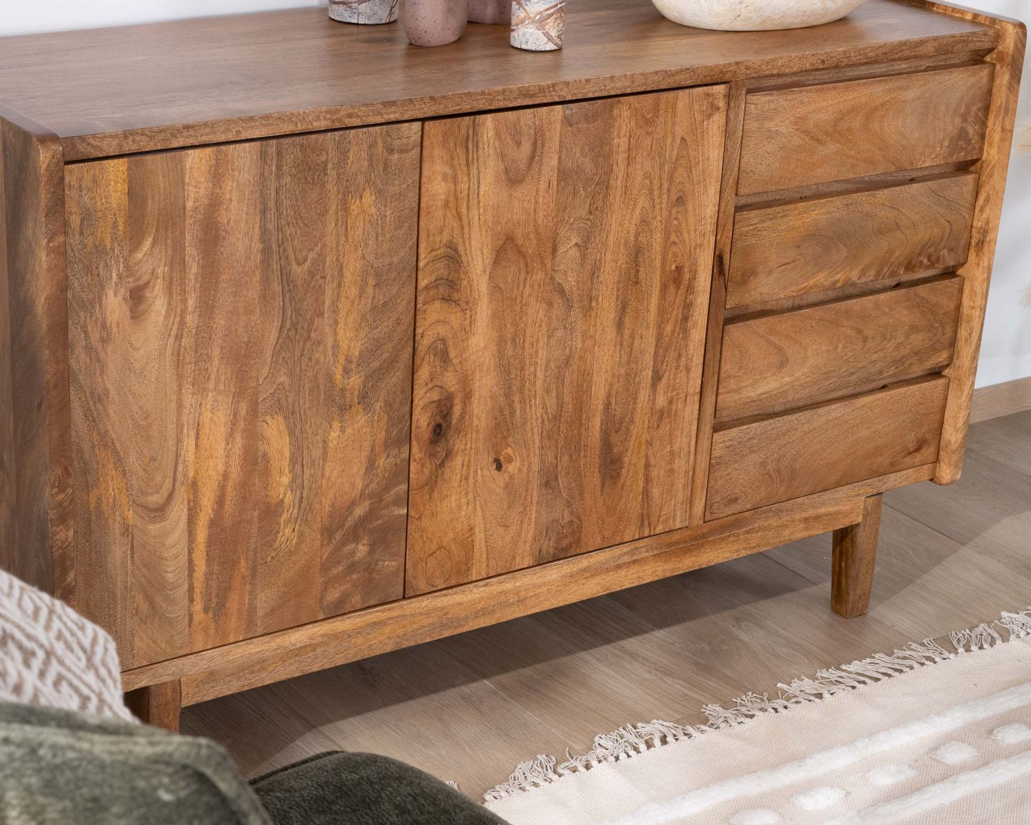 Meuble sous vasque 140 cm en manguier foncé avec portes et tiroirs "Kahiko"