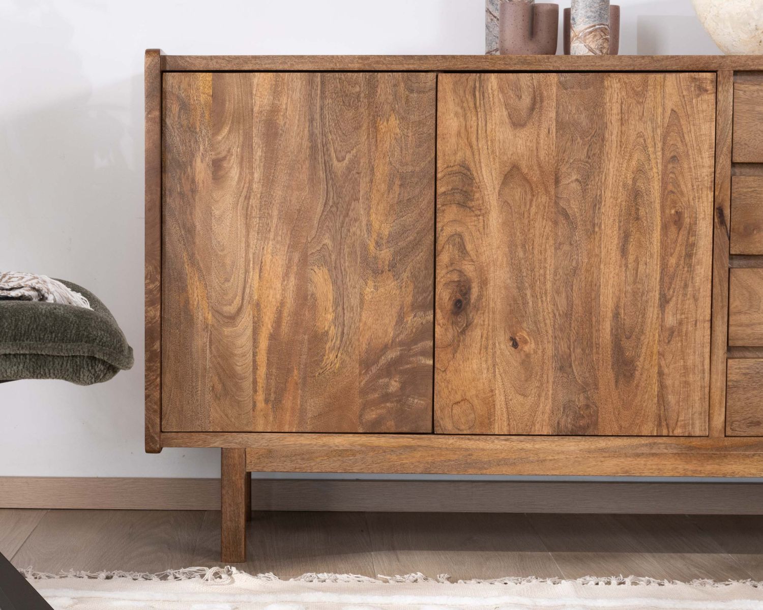 Meuble sous vasque 140 cm en manguier foncé avec portes et tiroirs "Kahiko"