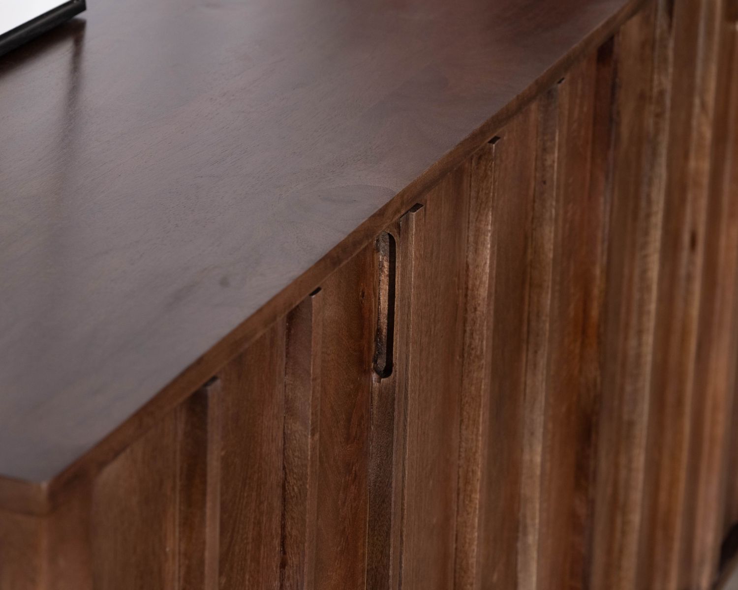 Enfilade esprit zen en manguier 180 cm « Sicora » teinte noyer