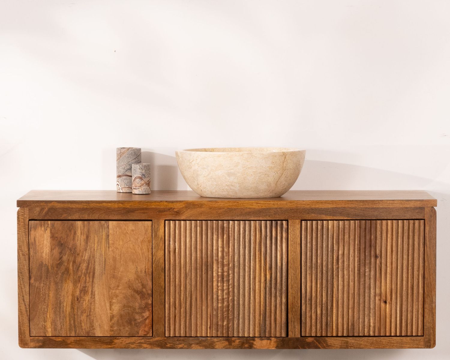 Meuble sous vasque suspendu 120 cm en manguier foncé "Nani" façades bi-texturées