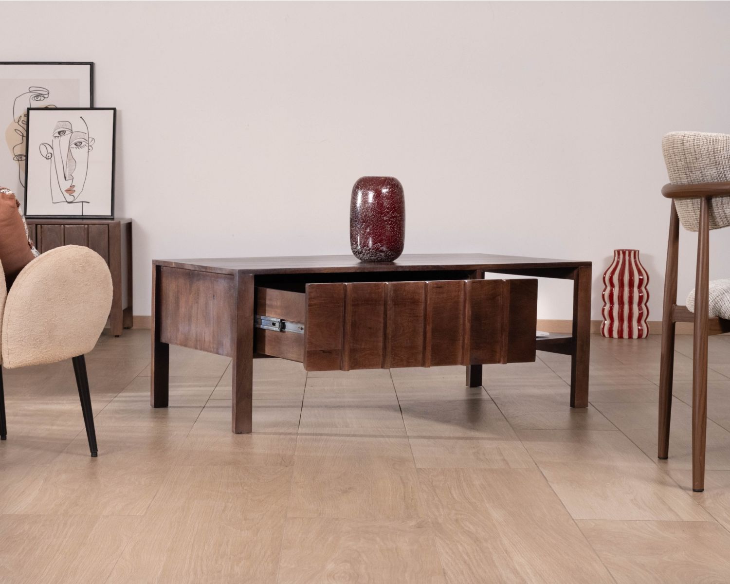 Table basse rectangulaire esprit zen en manguier teinte noyer "Sicora "