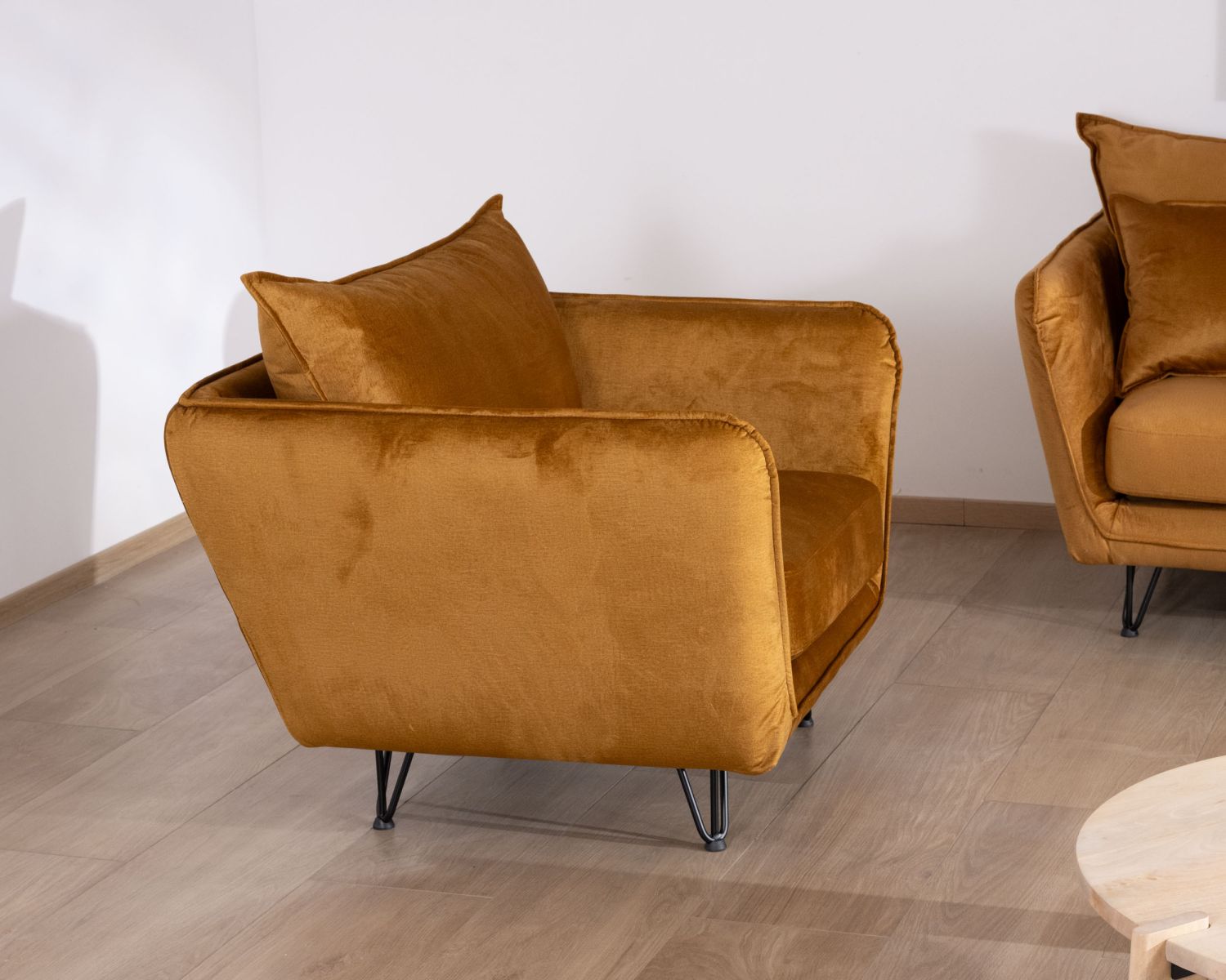 Fauteuil vintage ocre en tissu et métal ultra confort "Hasting"