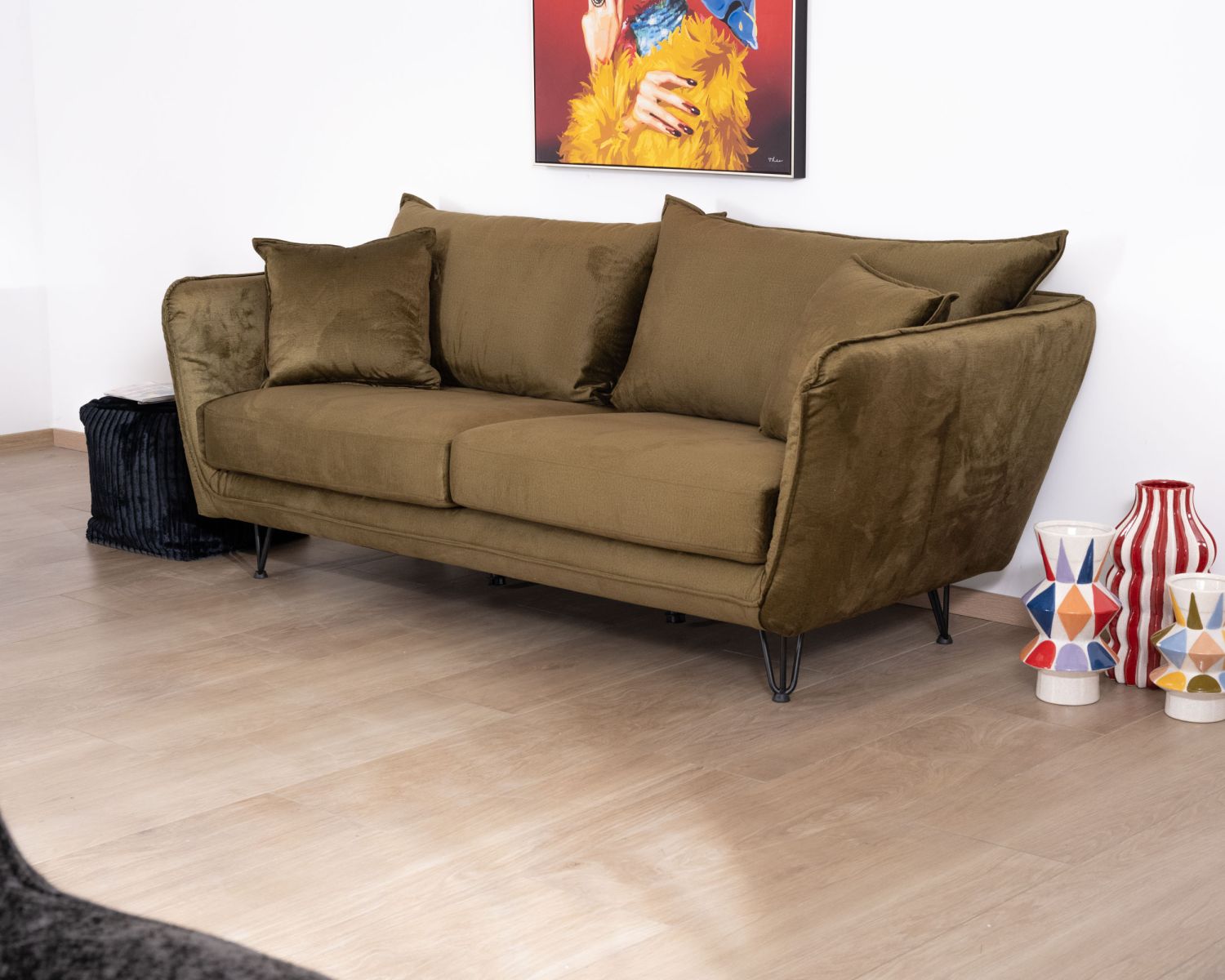 Canapé ultra confort 3 places tissu doux kaki et pieds métal "Hasting"