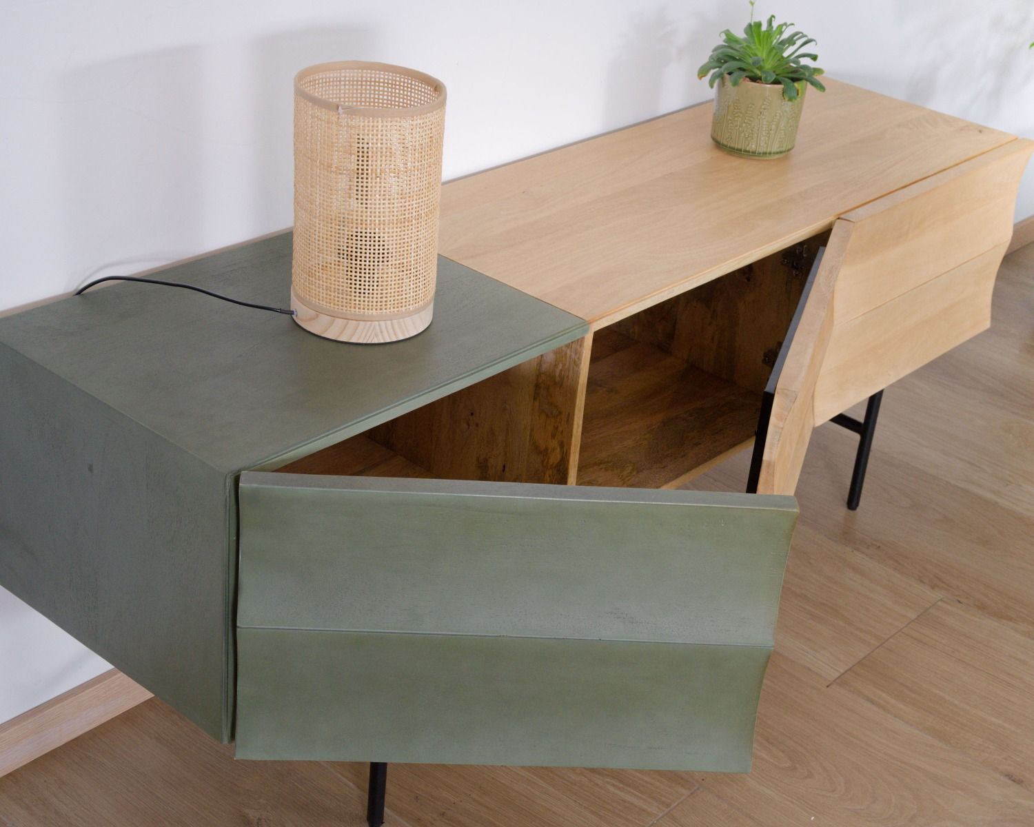 Meuble télé design métal noir bois bicolore "Elegancy" 150 cm