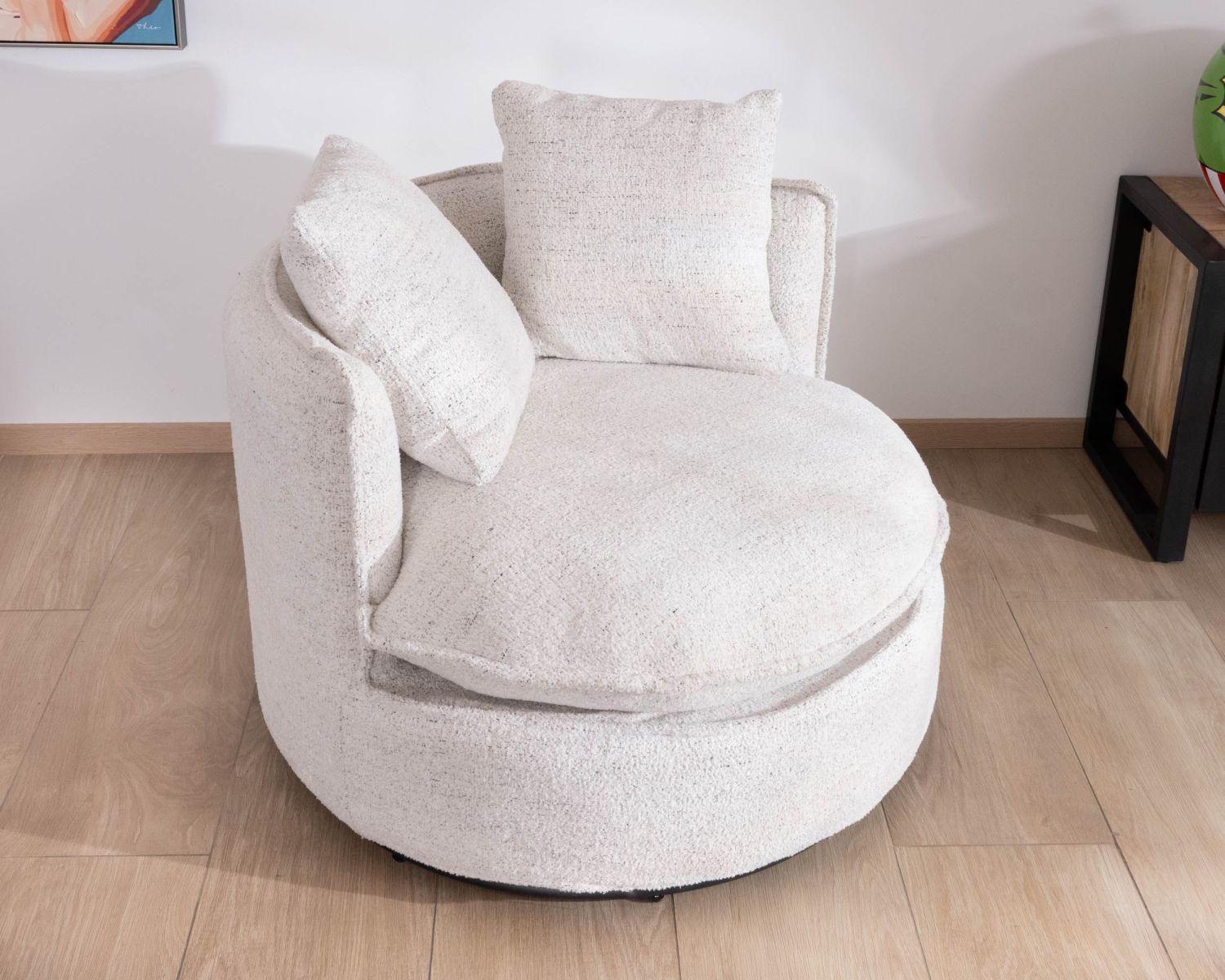 Chauffeuse ronde pivotante 360° "CosyPop" en tissu bouclette blanc chiné