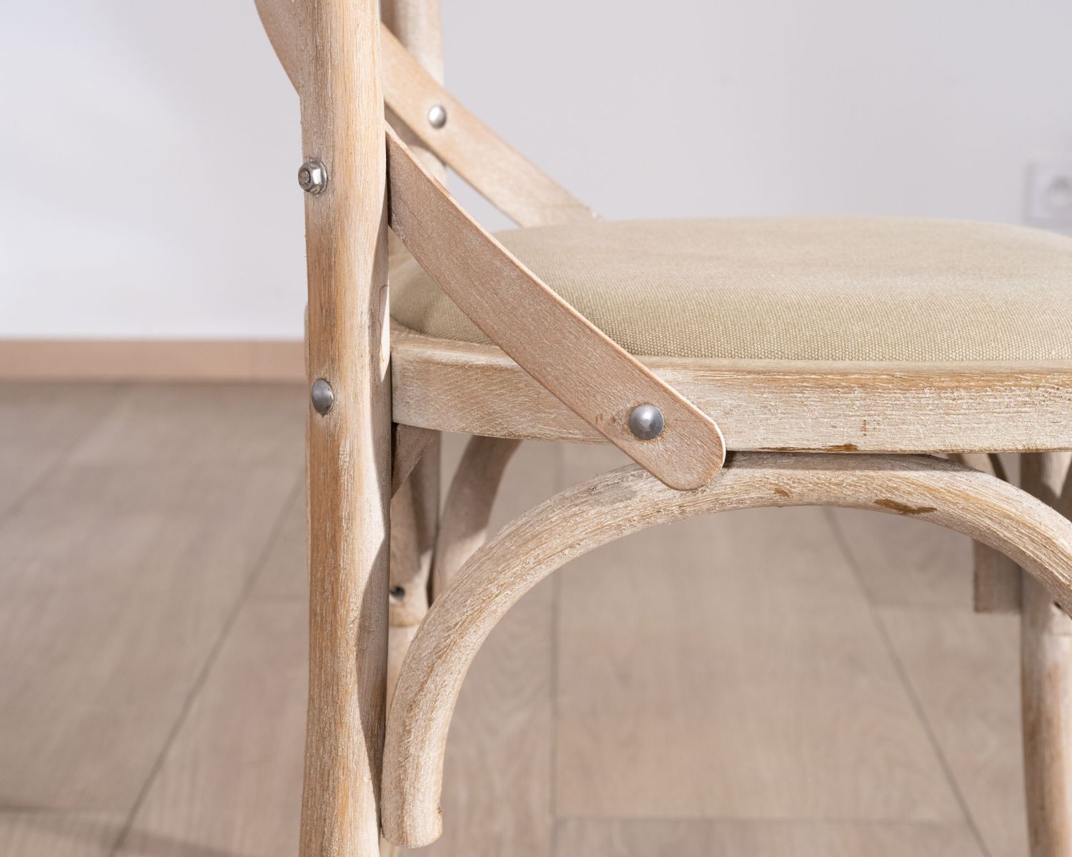 Chaise de repas esprit bistrot en chêne et assise tissu "Brosti"