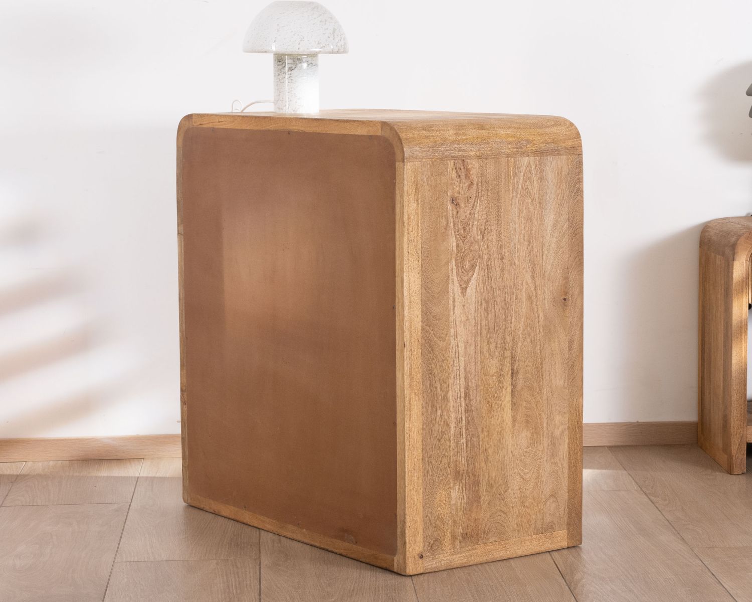 Commode design rétro avec façades cannelées "Céresto" 3 grands tiroirs