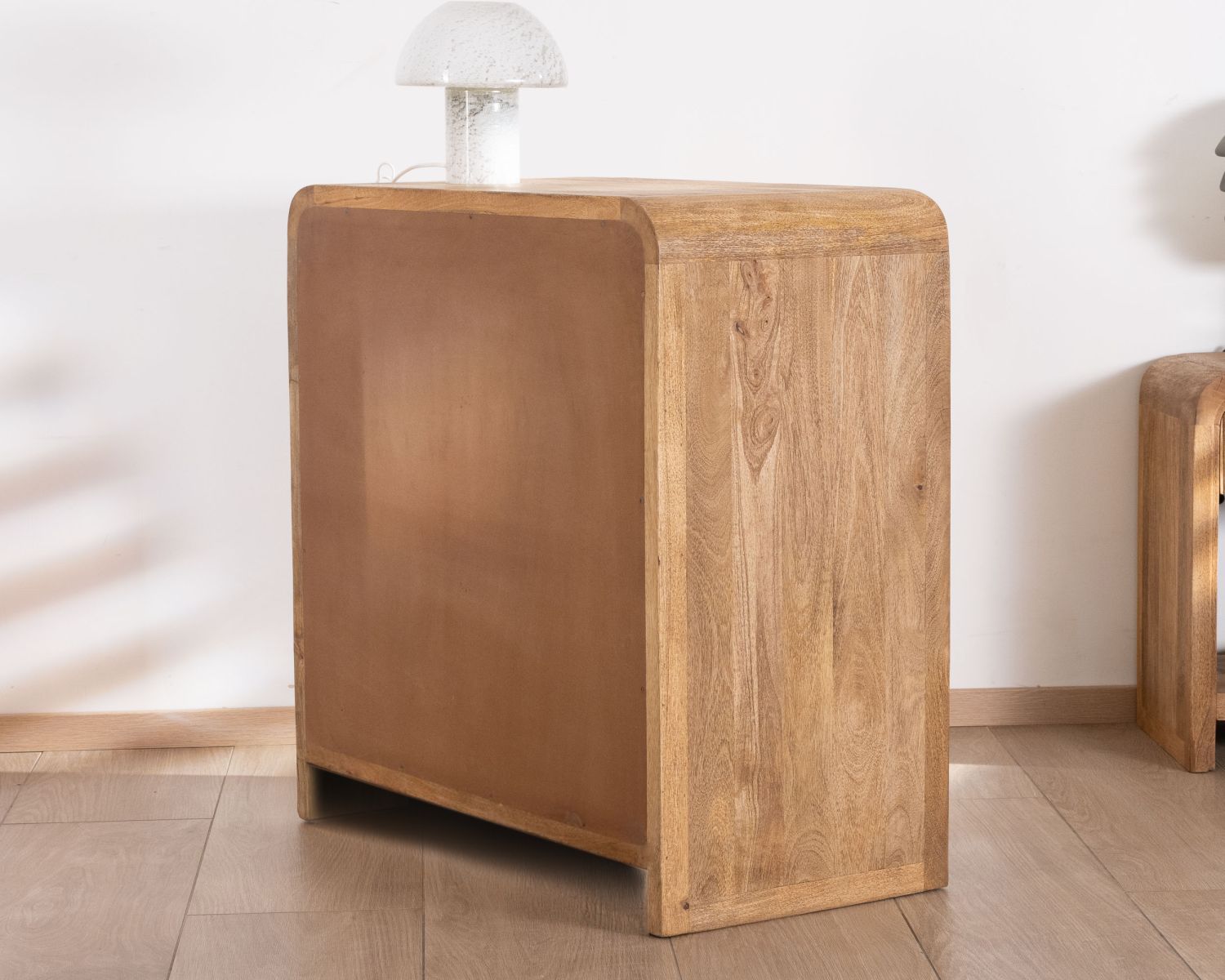 Commode design rétro avec façades cannelées "Céresto" 3 grands tiroirs